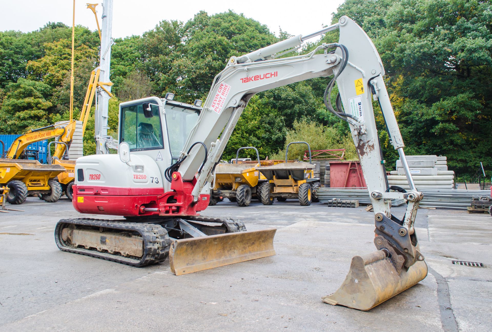 Takeuchi TB260 6 tonne rubber tracked midi excavator  Year: 2016 S/N: 126001565 Recorded Hours: 3163 - Image 2 of 23