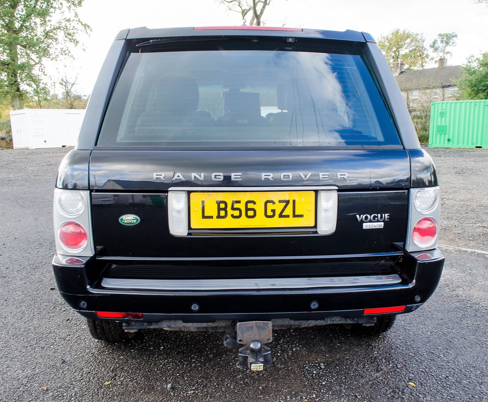 Land Rover Range Rover Vogue 3.6 TDV8 4wd SUV Reg No: LB56 GZL Date of Registration: 21/12/2006 - Image 6 of 33