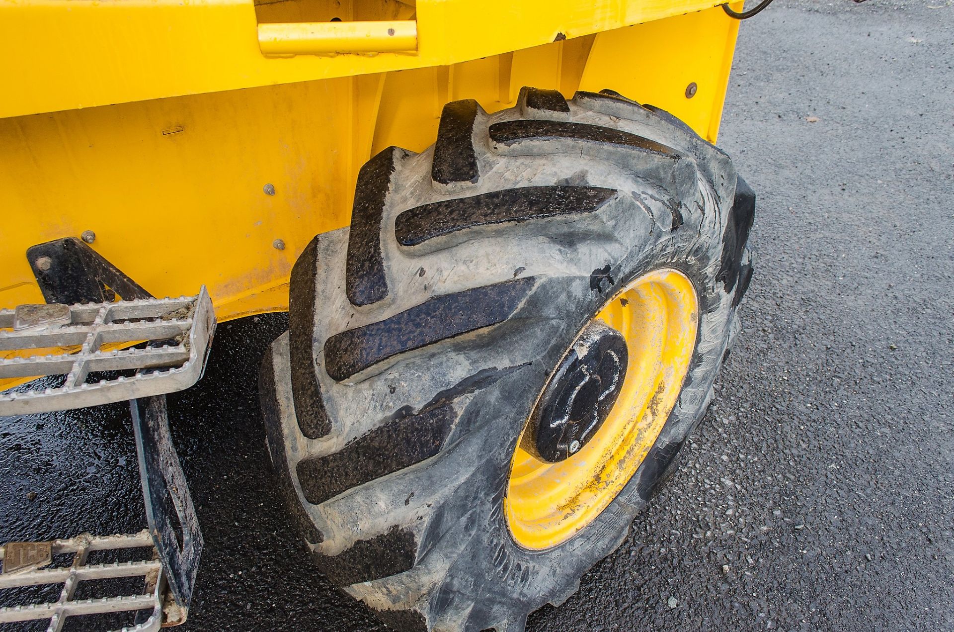 JCB 6T-1 6 tonne swivel skip dumper Year: 2018 S/N: 2561591 Recorded Hours: 1146 c/w camera - Image 14 of 19