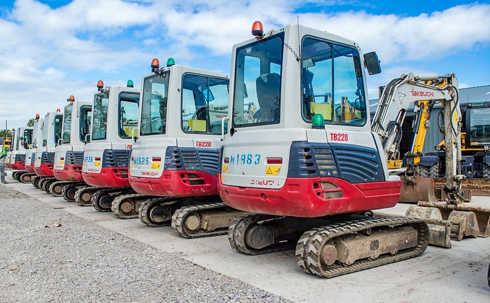 Contractors Plant Auction, including National Hire Company Machinery