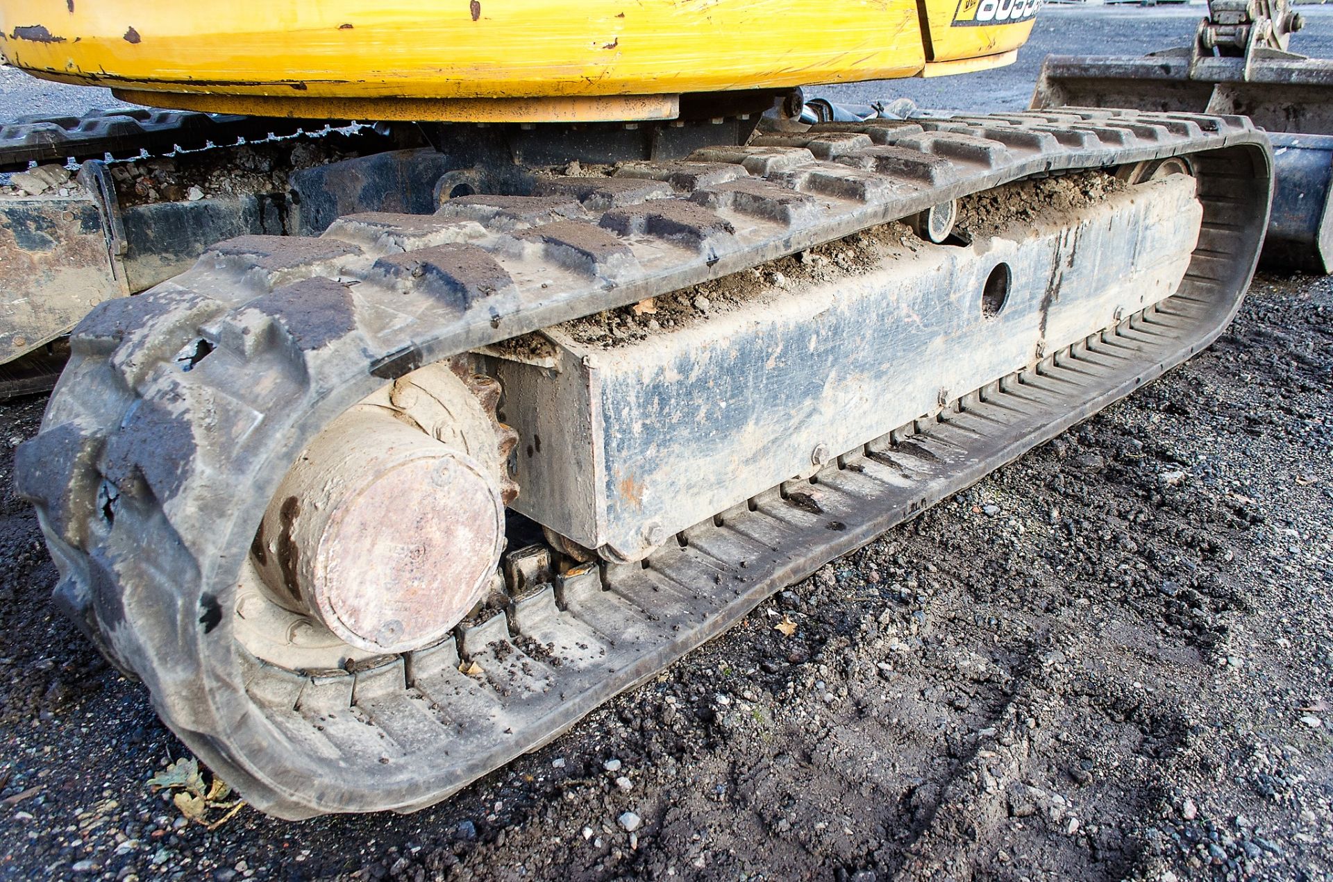 JCB 8055 RTS 5.5 tonne rubber tracked excavator Year: 2013 S/N: 2060449 Recorded Hours: 2910 - Image 9 of 21