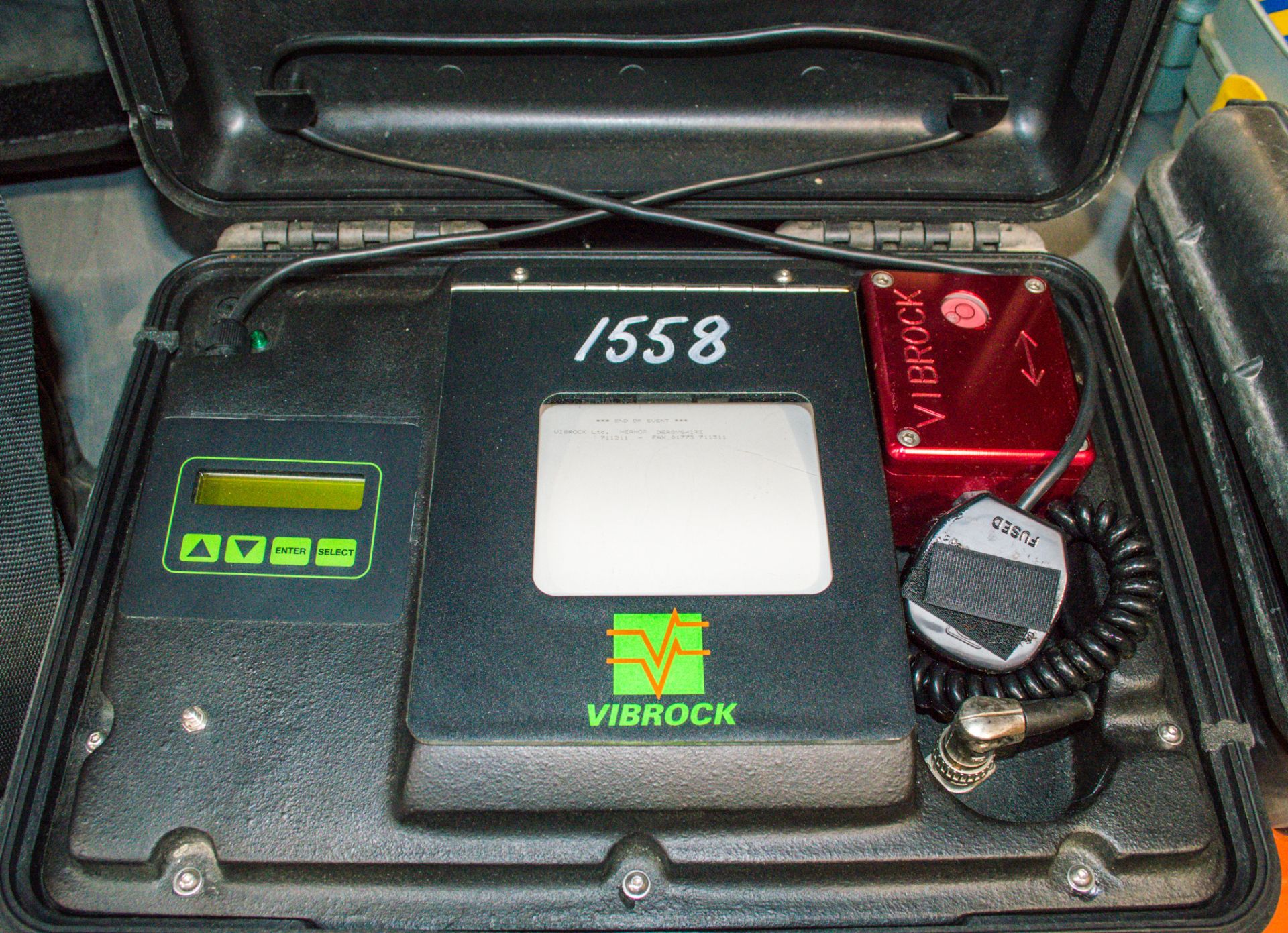 Vibrock V401 digital seismograph C/w carry case