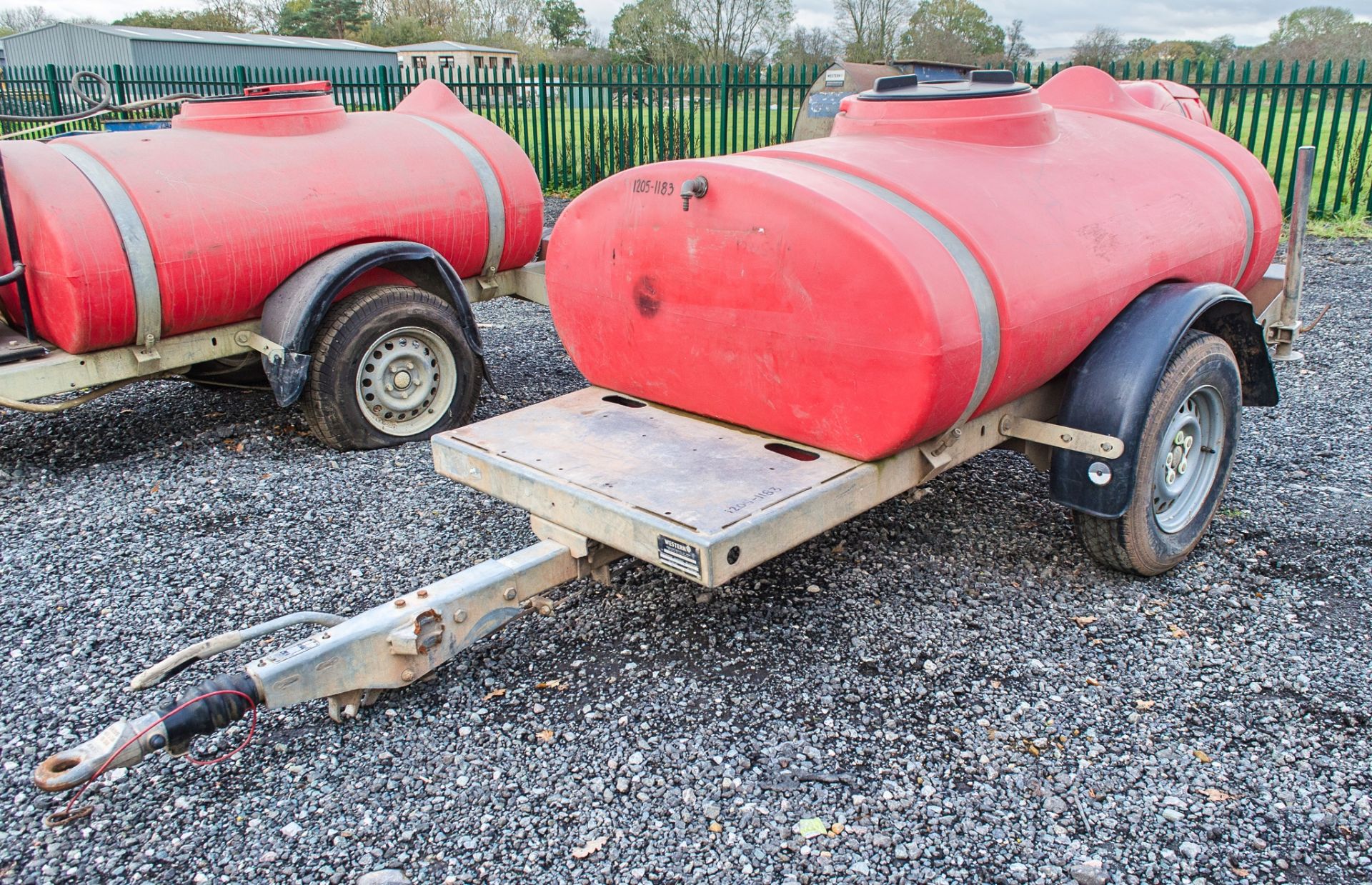 Western fast tow water bowser 12051183