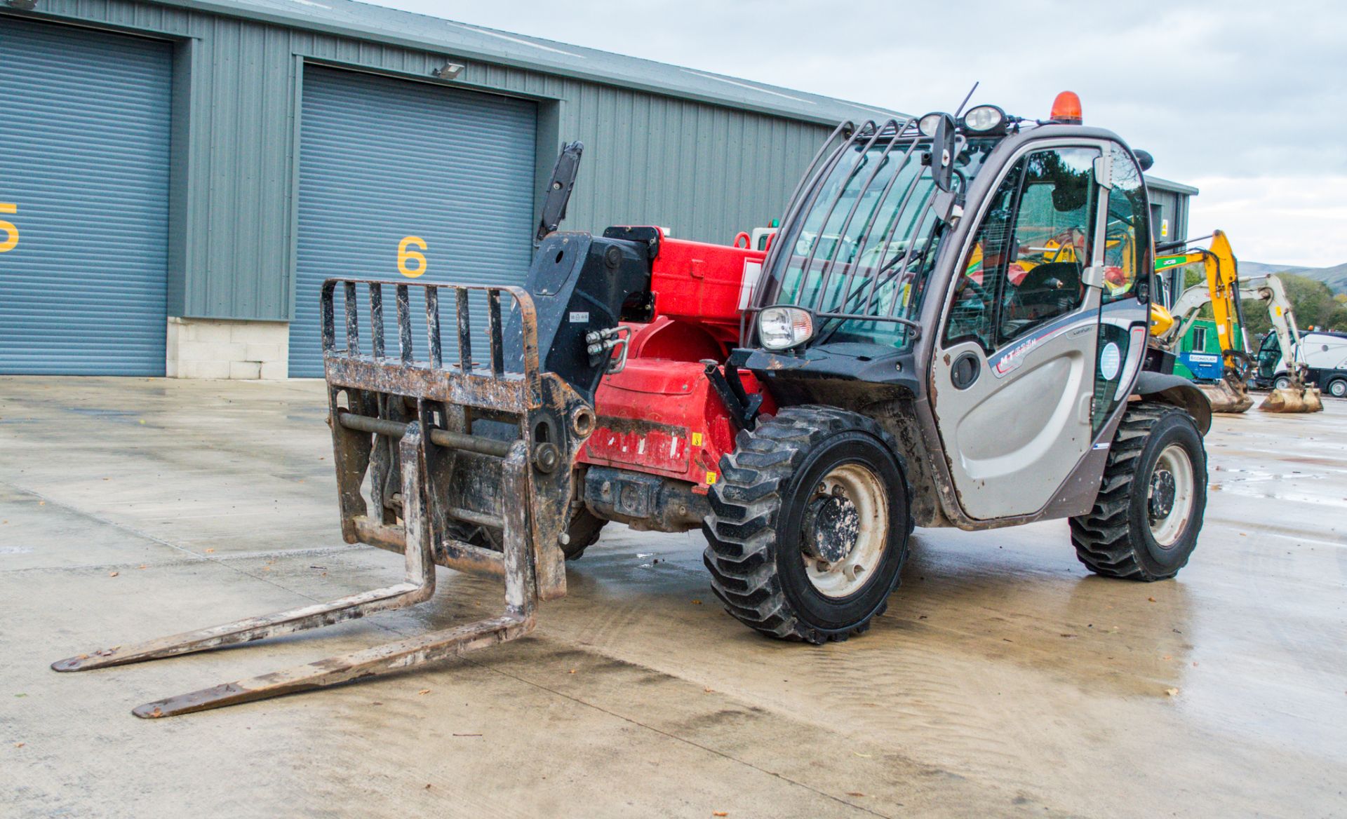 Manitou 625H 6 metre telescopic handler Year: 2014 S/N: 945764 Recorded Hours: 2871