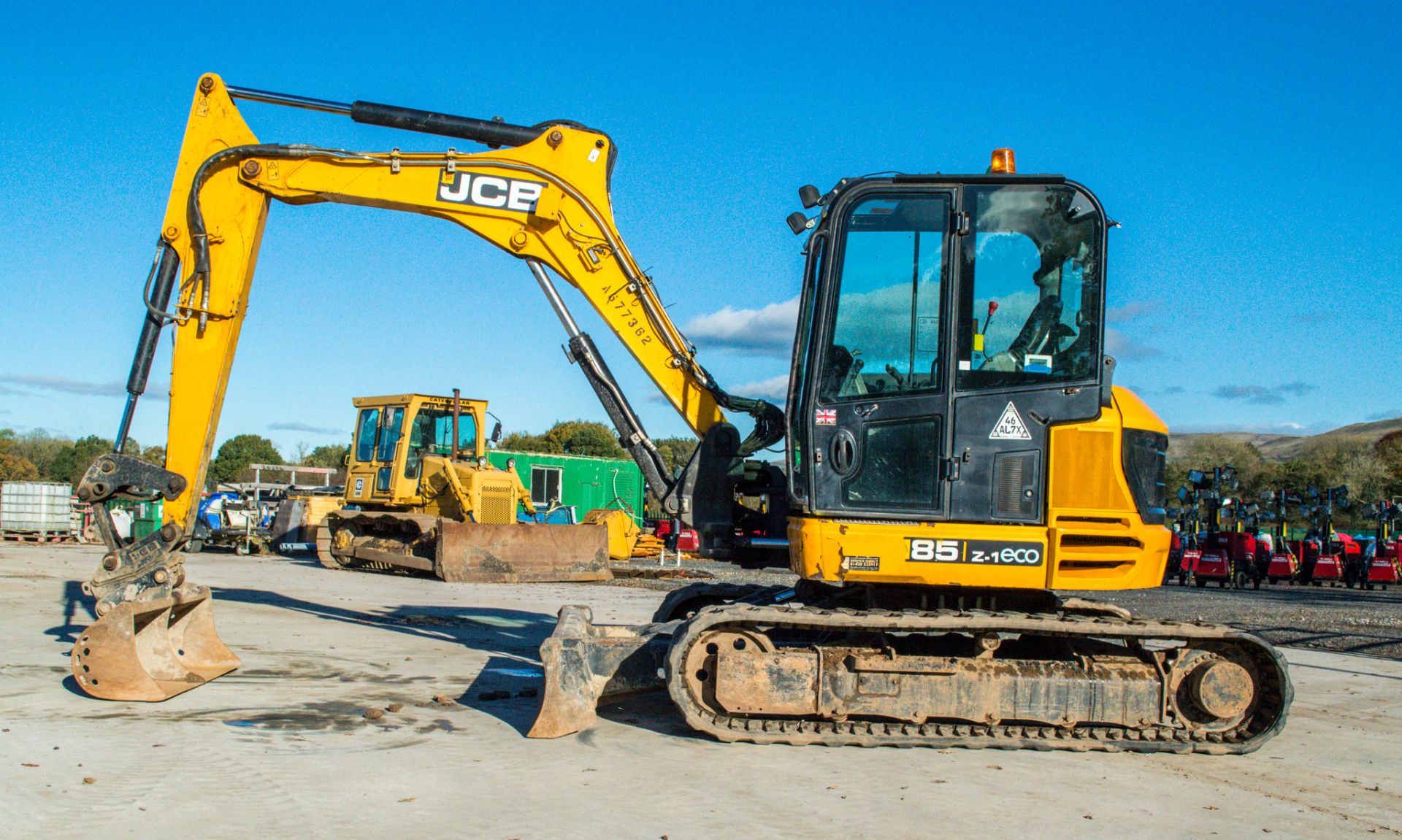 JCB 85 Z-1 ECO 8.5 tonne rubber tracked excavator Year: 2015 S/N: 22249019 Recorded Hours: 3956 - Image 7 of 18
