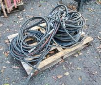 Pallet of hydraulic hoses