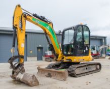 JCB 8055 RT5 5.5 tonne reduced tail swing rubber tracked midi excavator Year:- 2014: S/N:- 2060707
