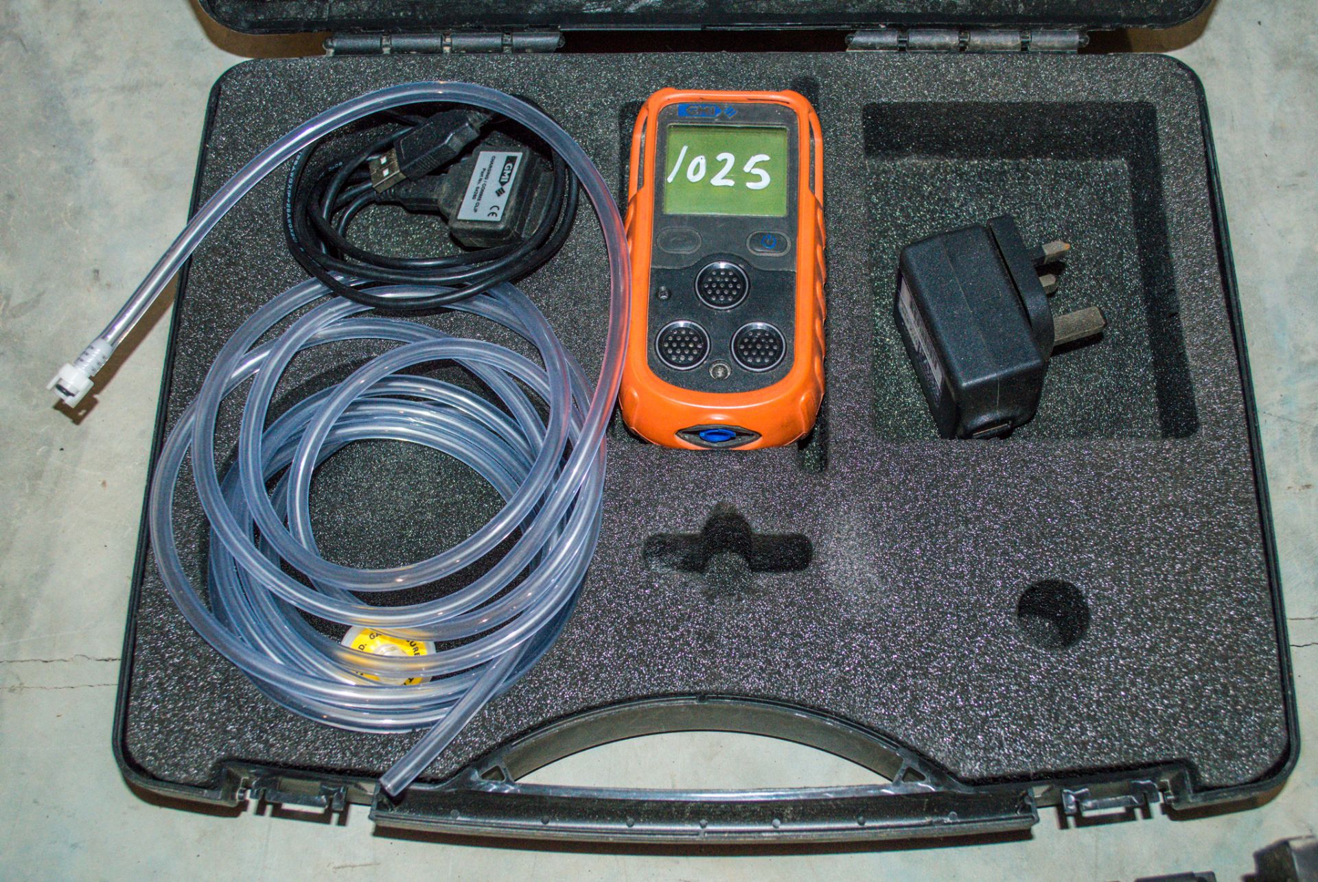 CMI Gas detection kitC/w charger and carry caseLM903114