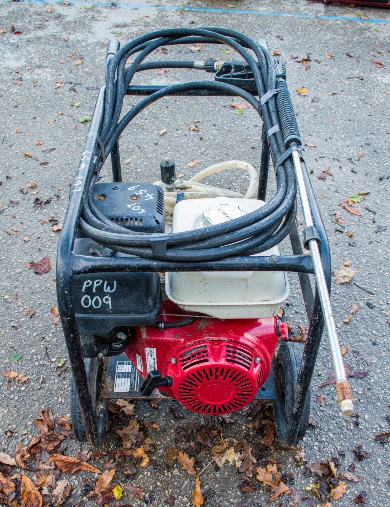 Petrol driven pressure washer C/w pressure hose PPW004 - Image 2 of 2