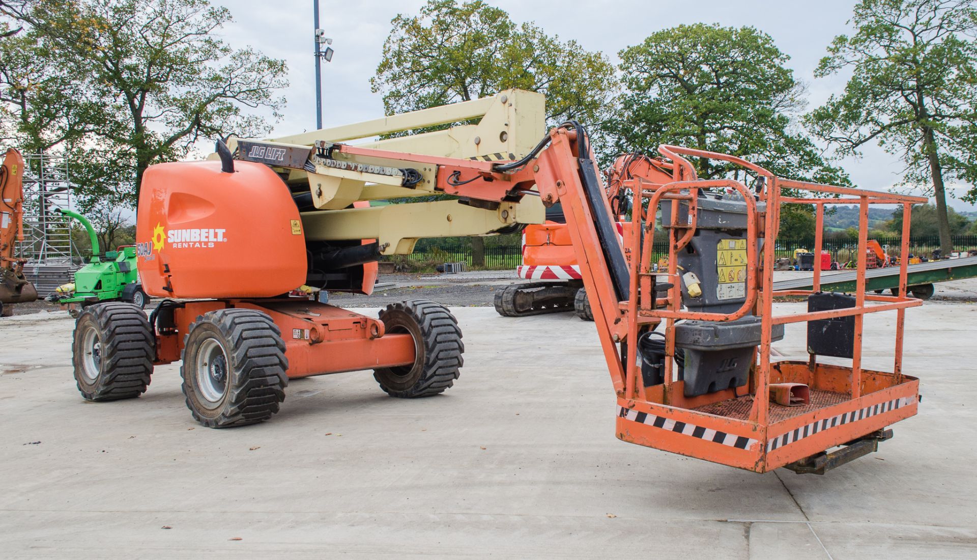 JLG450 AJ Series II 45 foot 4WD diesel driven boom lift Year: 2012 S/N: 788 Recorded hours: 1485 - Image 2 of 18