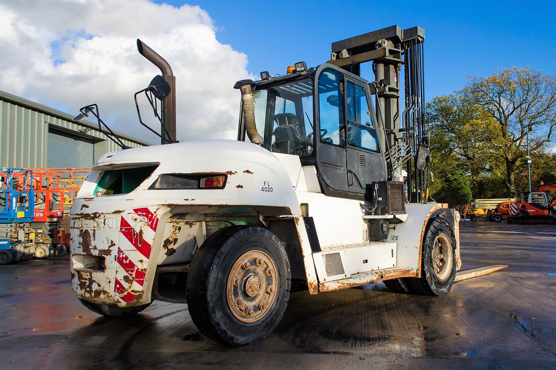 Mitsubishi FD160 16 tonne fork lift truck Year: 2012 S/N: F3960082 Recorded Hours: 9565 c/w rotating - Image 4 of 24