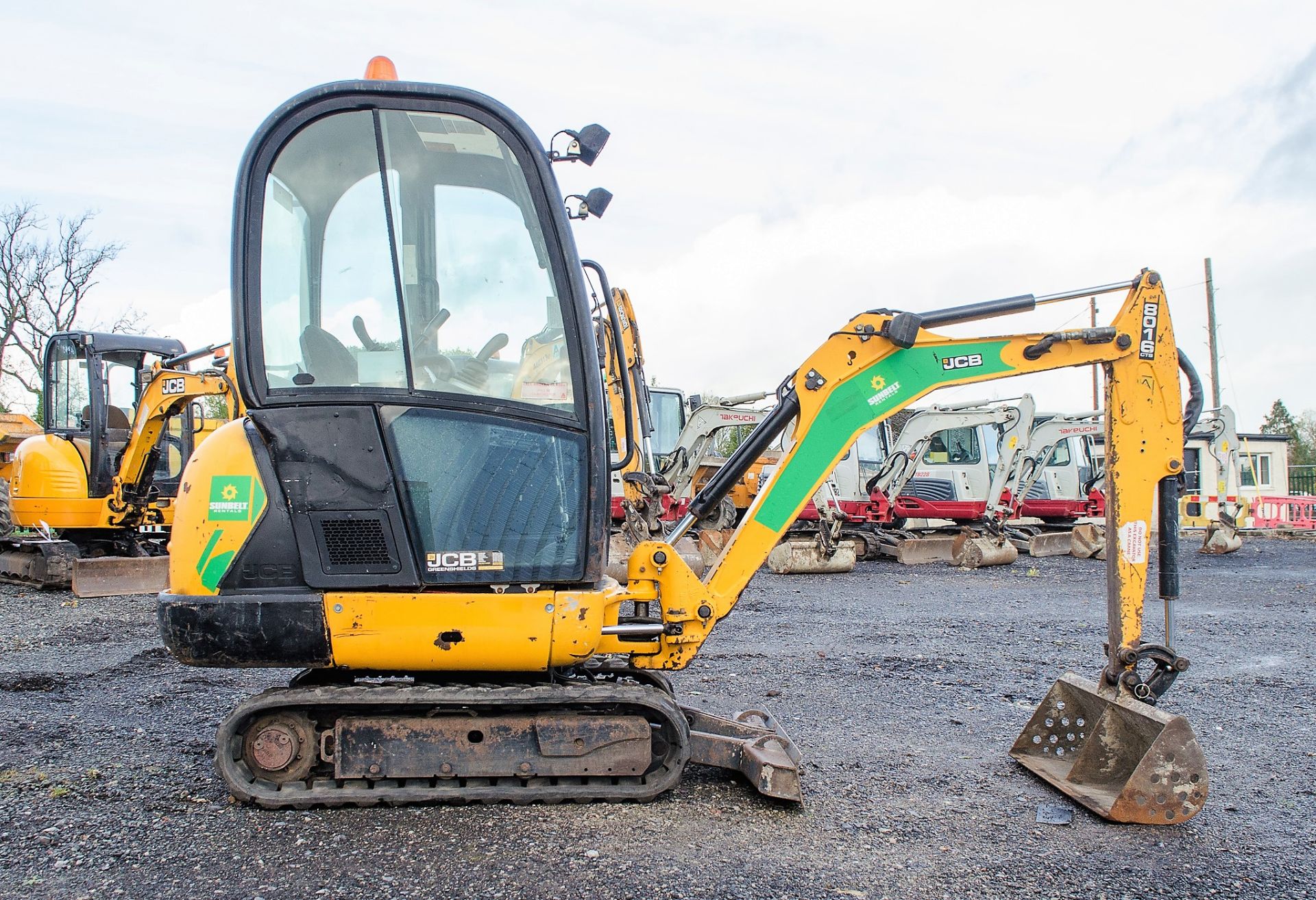 JCB 8016 CTS 1.5 tonne rubber tracked mini excavator Year: 2013 S/N: 2071390 Recorded Hours: 2198 - Image 7 of 20