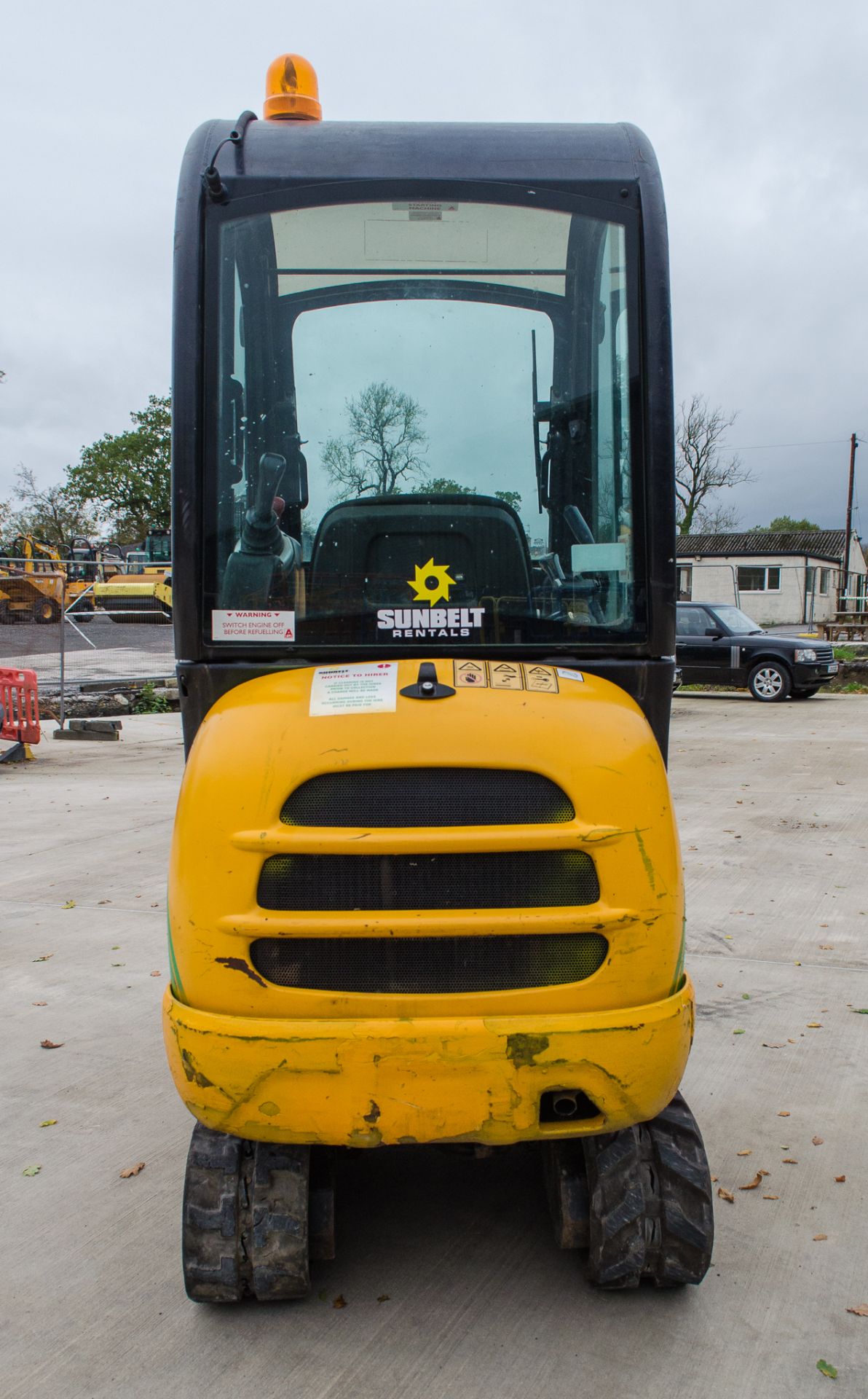 JCB 8018 1.8 tonne rubber tracked mini excavator Year:- 2015 S/N:- 2335056; Recorded hours:- 1987 - Image 6 of 19