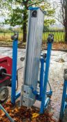 Genie SLA25 manual material hoist 14111705 ** No forks **