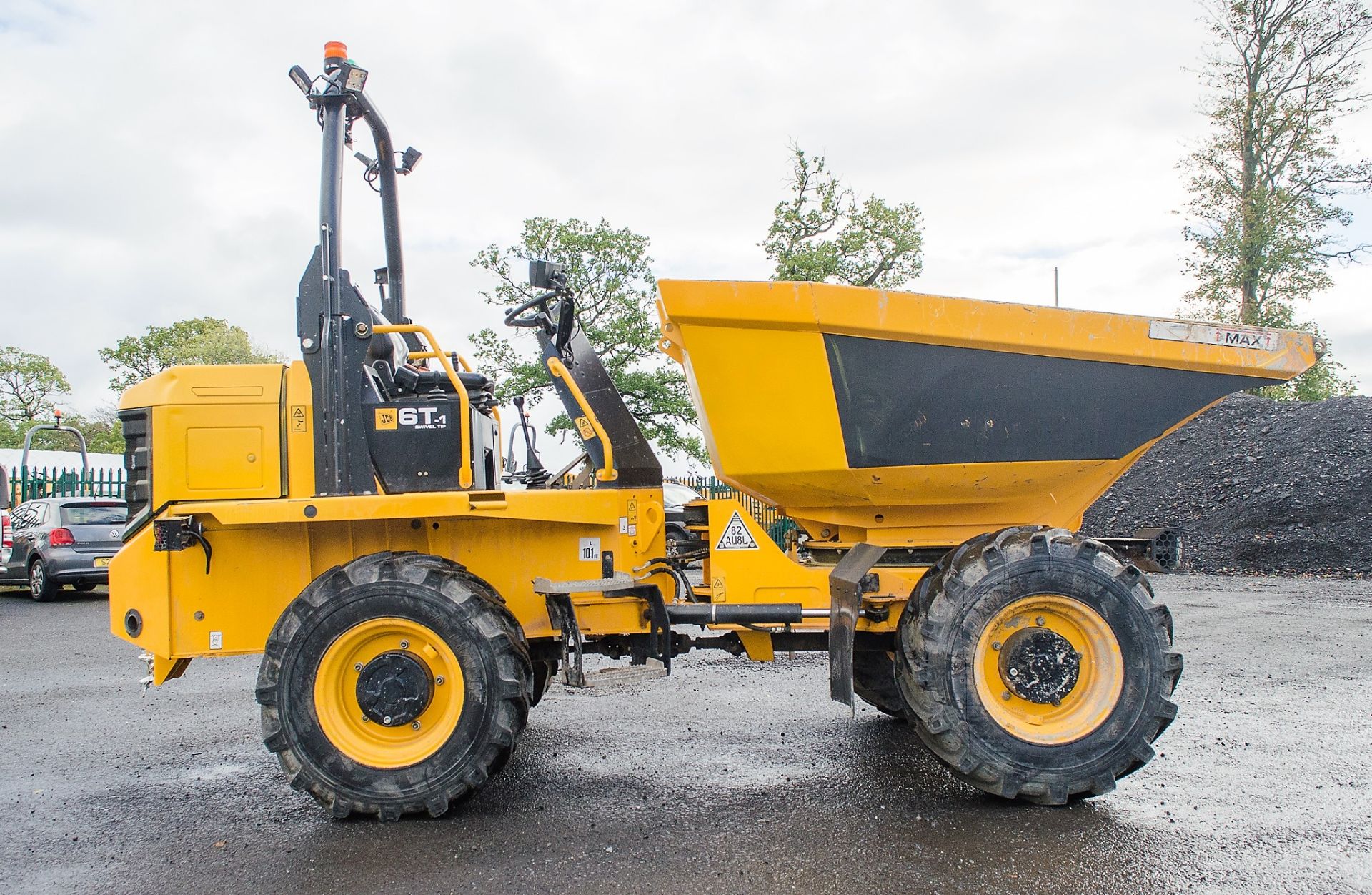 JCB 6T-1 6 tonne swivel skip dumper Year: 2018 S/N: 2561591 Recorded Hours: 1146 c/w camera - Image 8 of 19