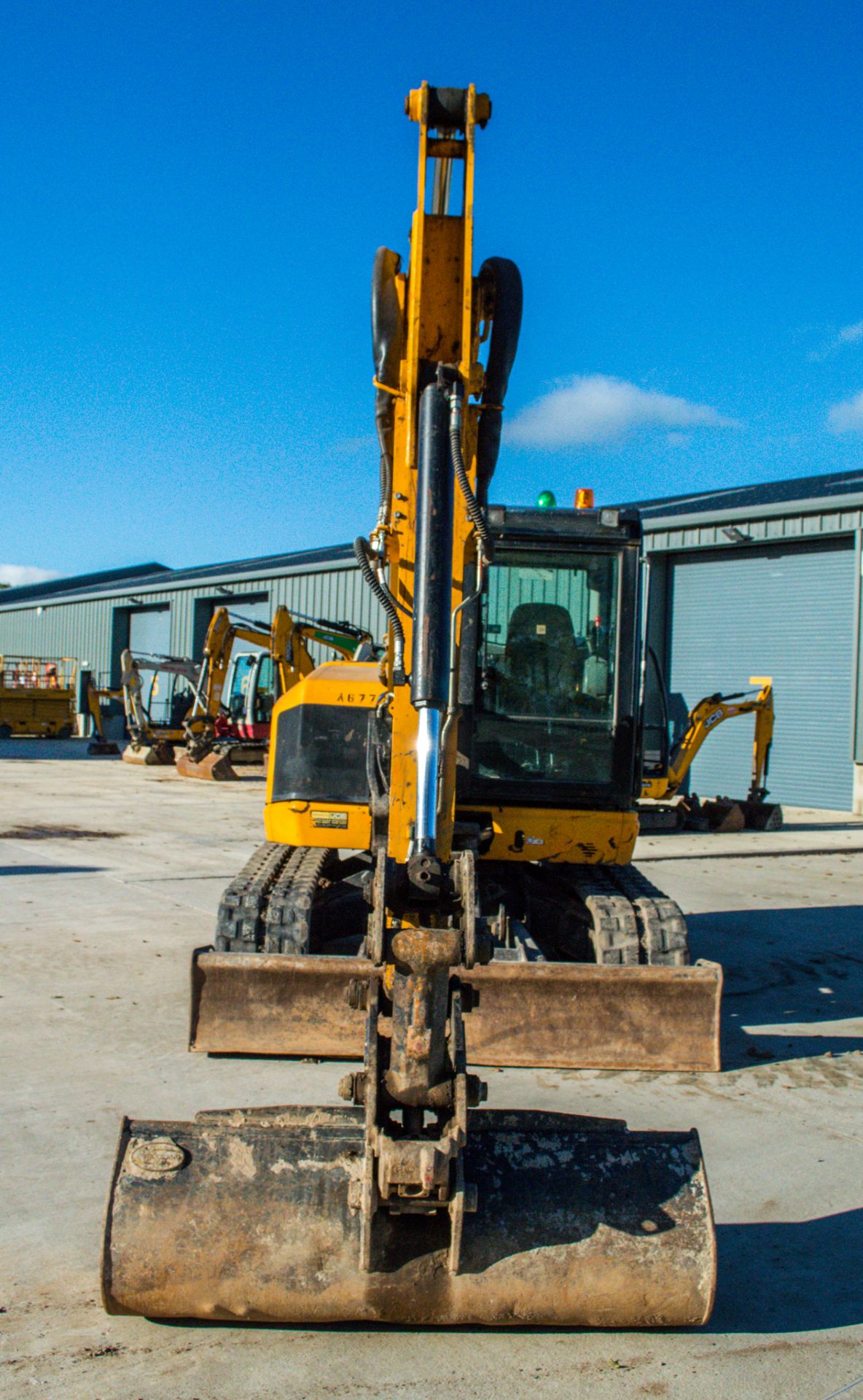JCB 85 Z-1 ECO 8.5 tonne rubber tracked excavator Year: 2015 S/N: 22249019 Recorded Hours: 3956 - Image 5 of 18