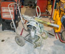 Titan 6900 paint sprayer ** Motor missing **