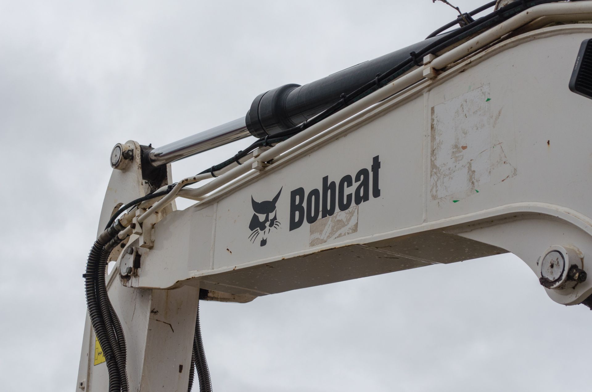 Bobcat E85 8.5 tonne rubber tracked midi excavator Year: 2014 S/N: 11964 Recorded Hours: 3612 blade, - Image 13 of 22