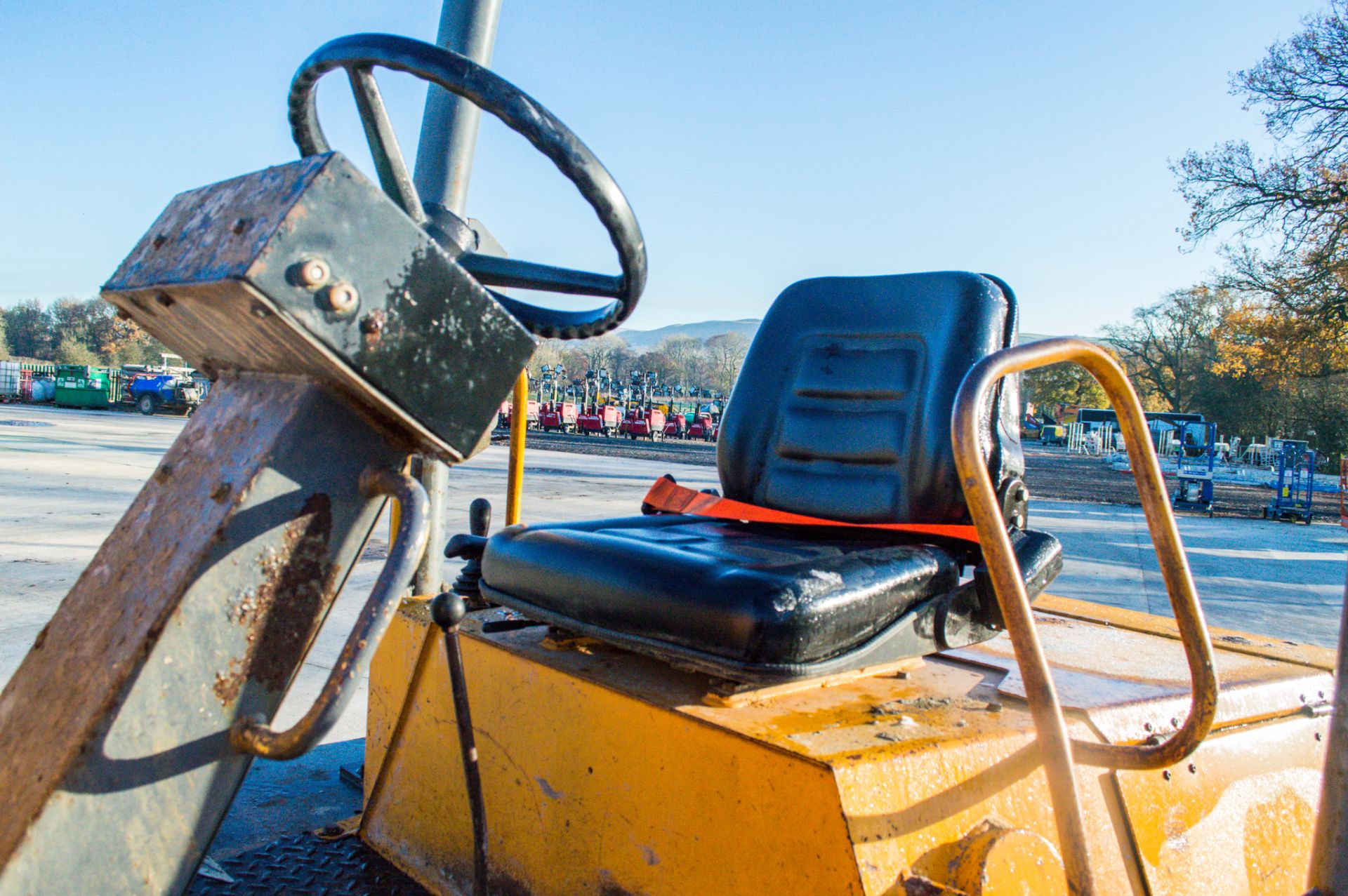 Terex 3 tonne swivel skip dumper Year: 2008 S/N: E801FS056 Recorded Hours: Not displayed (clock - Image 18 of 19