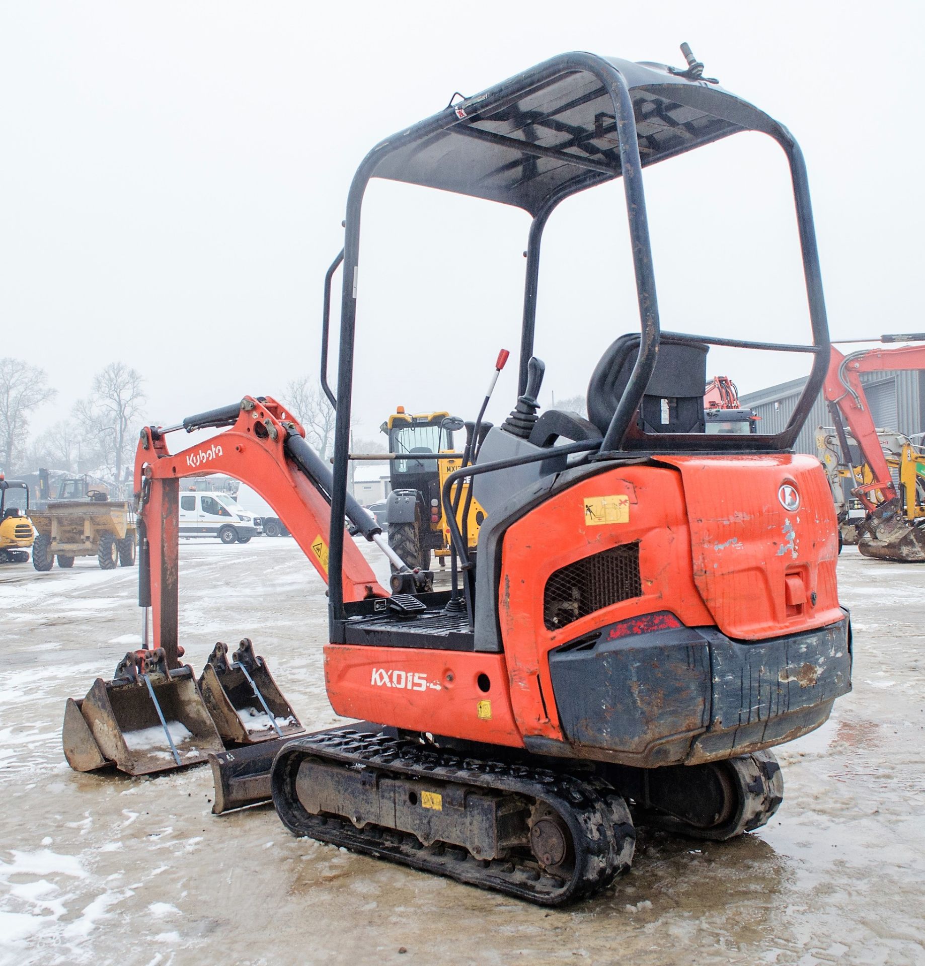 Kubota KX15-4 1.5 tonne rubber tracked mini excavator Year: 2015 S/N: 58748 Recorded Hours: 2210 - Image 4 of 20