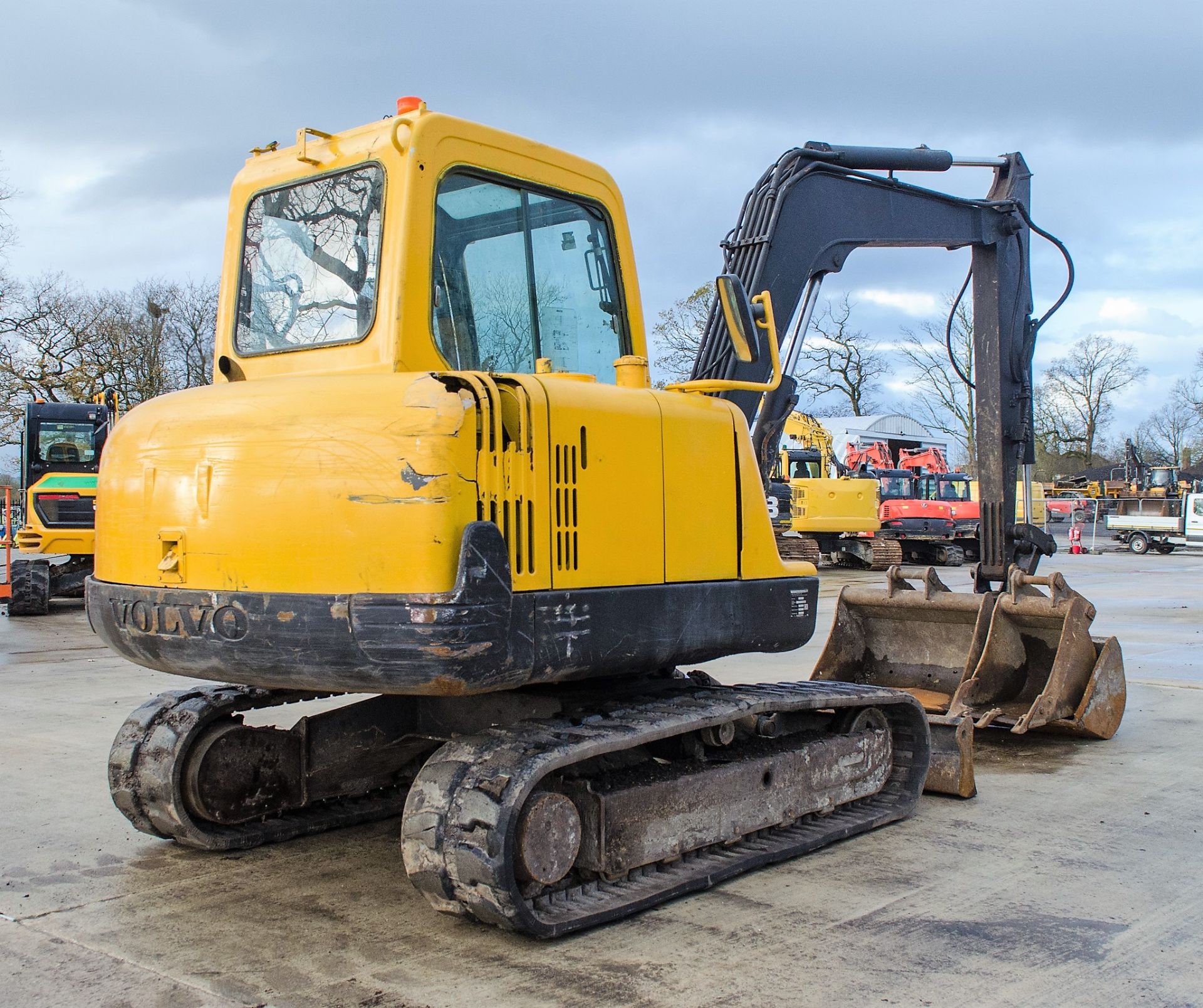 Volvo EC55B 5.5 tonne rubber tracked midi excavator Year: 2007 S/N: 35792 Recorded Hours: 6716 - Image 3 of 21