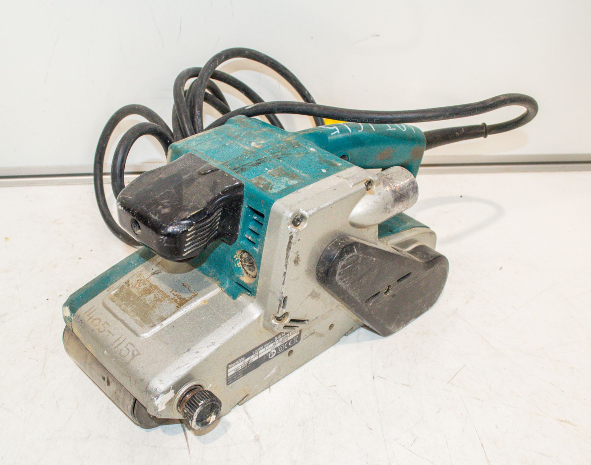 Makita 9404 110v heavy duty belt sander 1405-1159