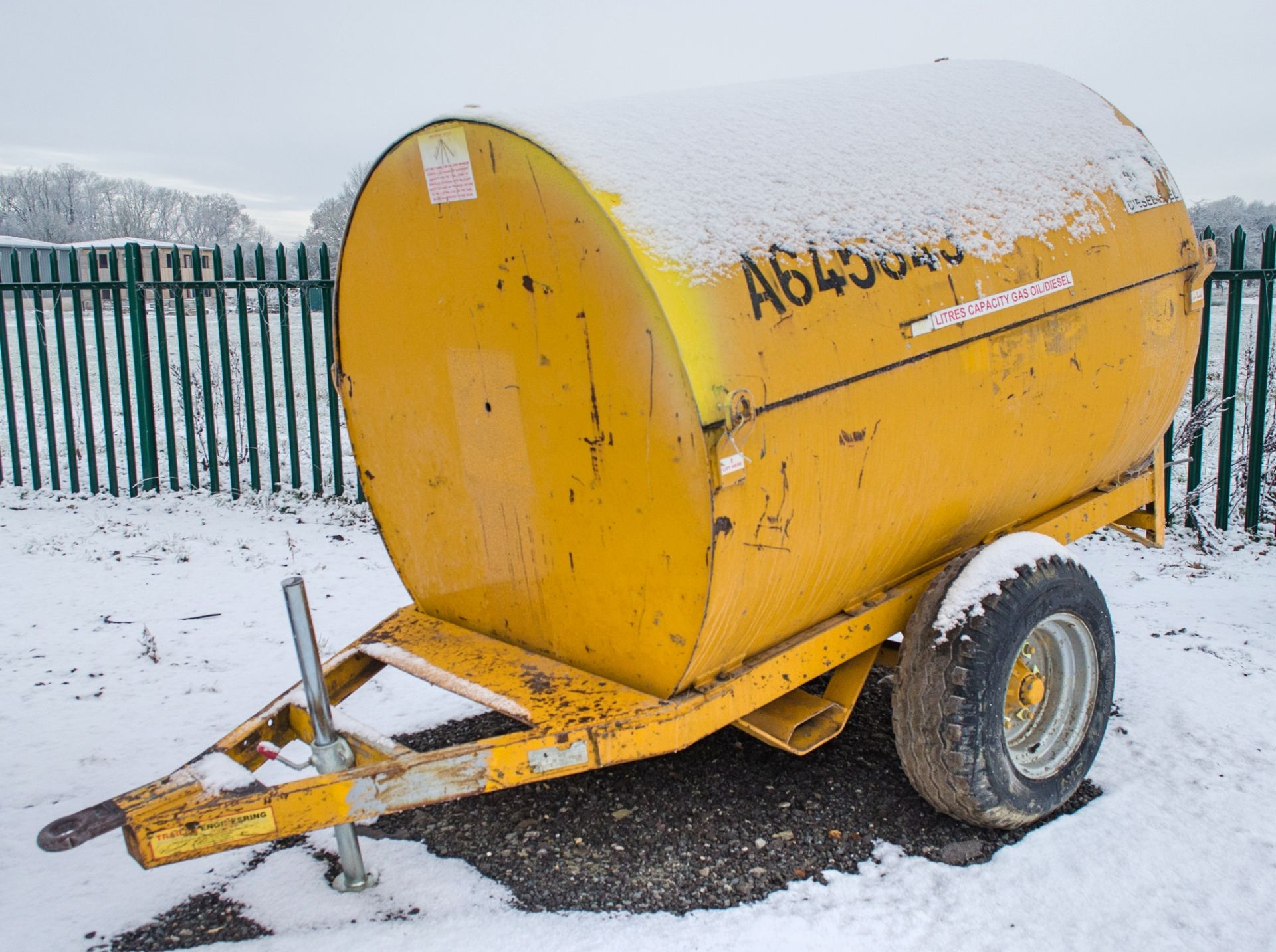 Trailer Engineering site tow 500 gallon bunded fuel bowser c/w hand pump, hose and trigger nozzle