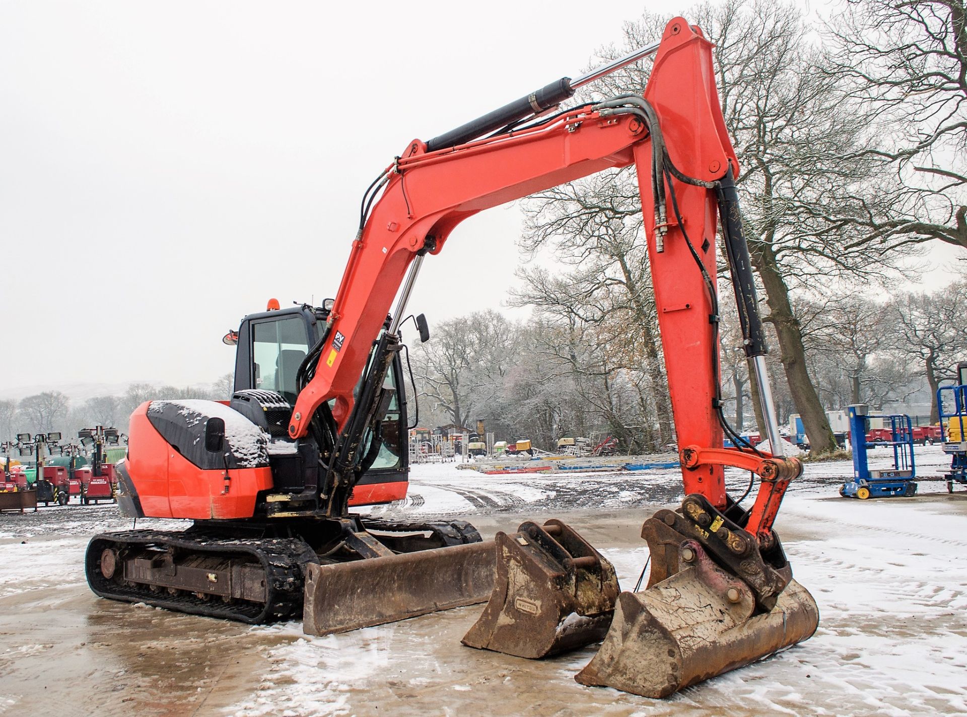 Kubota KX080-4 8 tonne rubber tracked excavator Year: 2014 S/N: 32342 Recorded Hours: 6806 blade, - Image 2 of 22