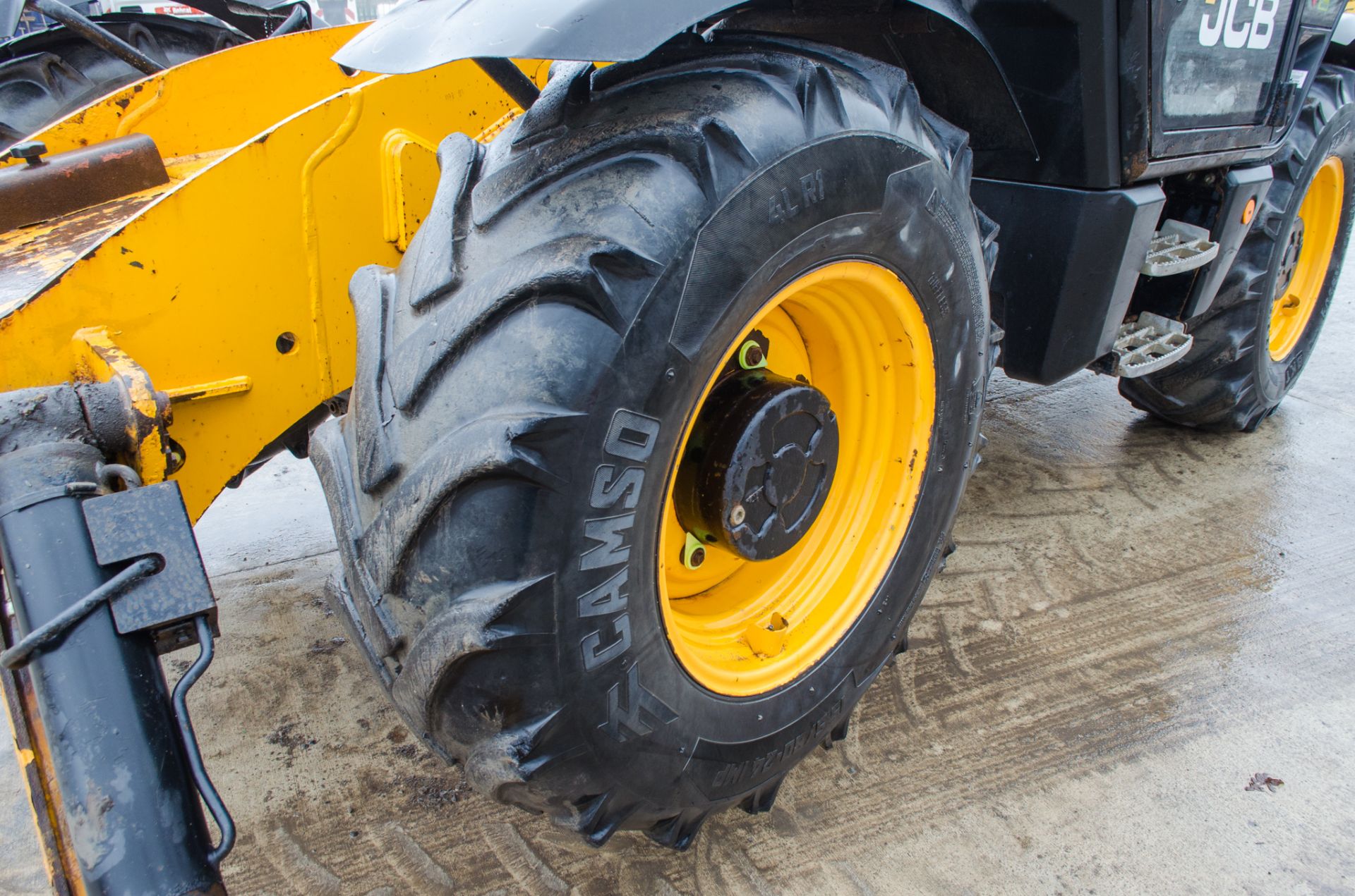 JCB 535-125 Hi-Viz 12.5 metre telescopic handler Year: 2014 S/N: 2341216 Recorded Hours: 3362 c/w - Image 13 of 23