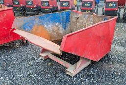 Fork lift tipping skip