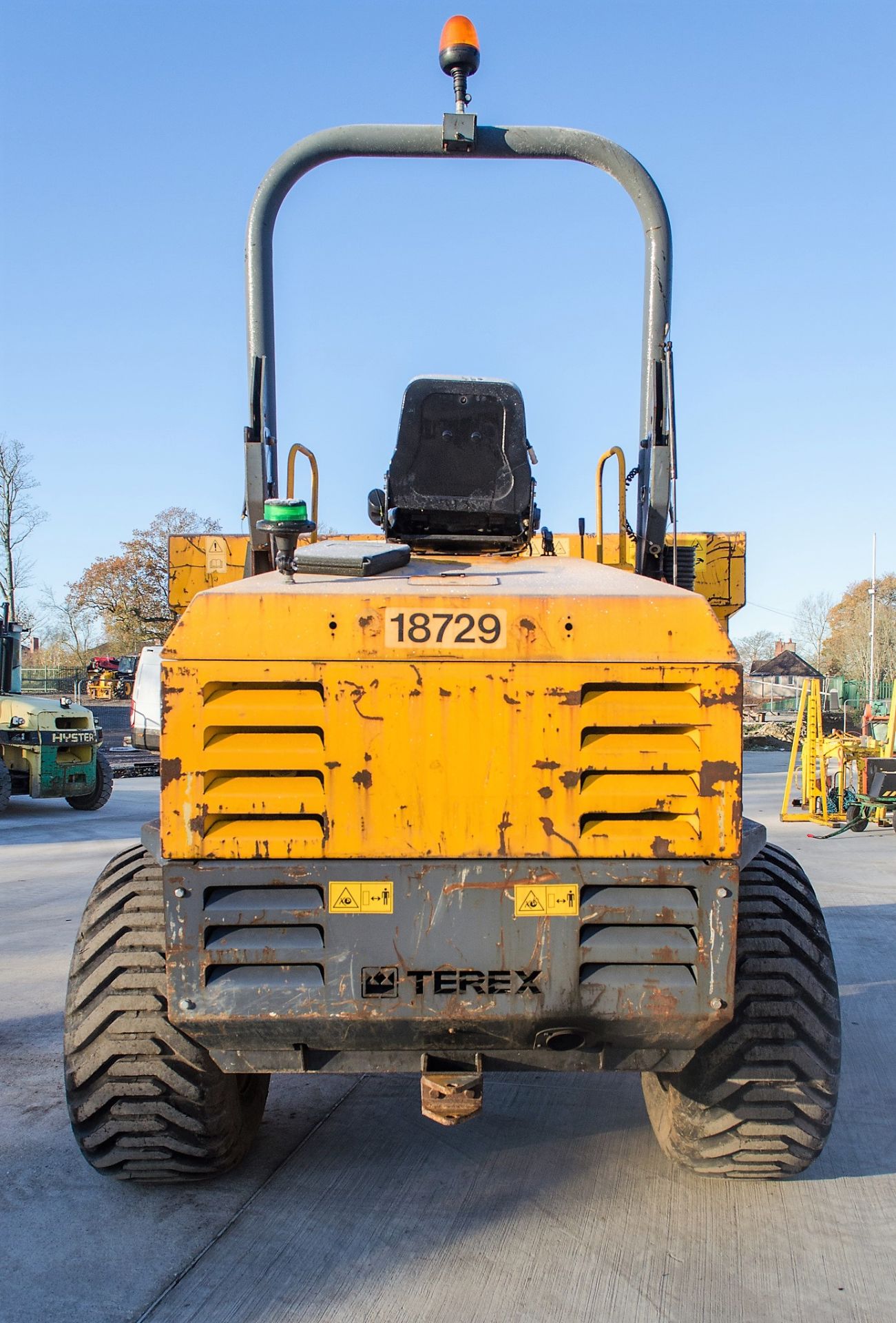 Terex TA9 9 tonne straight skip dumper Year: 2011 S/N: B4MV2375 Recorded Hours: 3265 18729 - Image 6 of 22