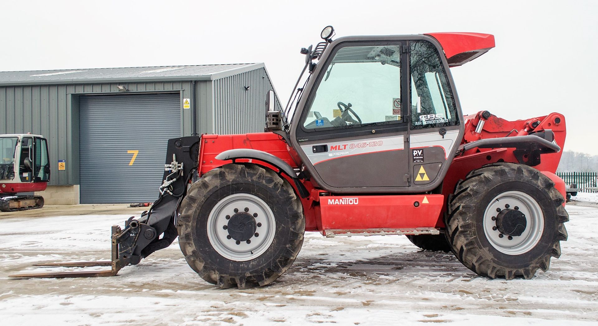 Manitou MLT 845-120 LSU Turbo 8 metre telescopic handler Year: 2012 S/N: 176104425795 Recorded - Image 7 of 21