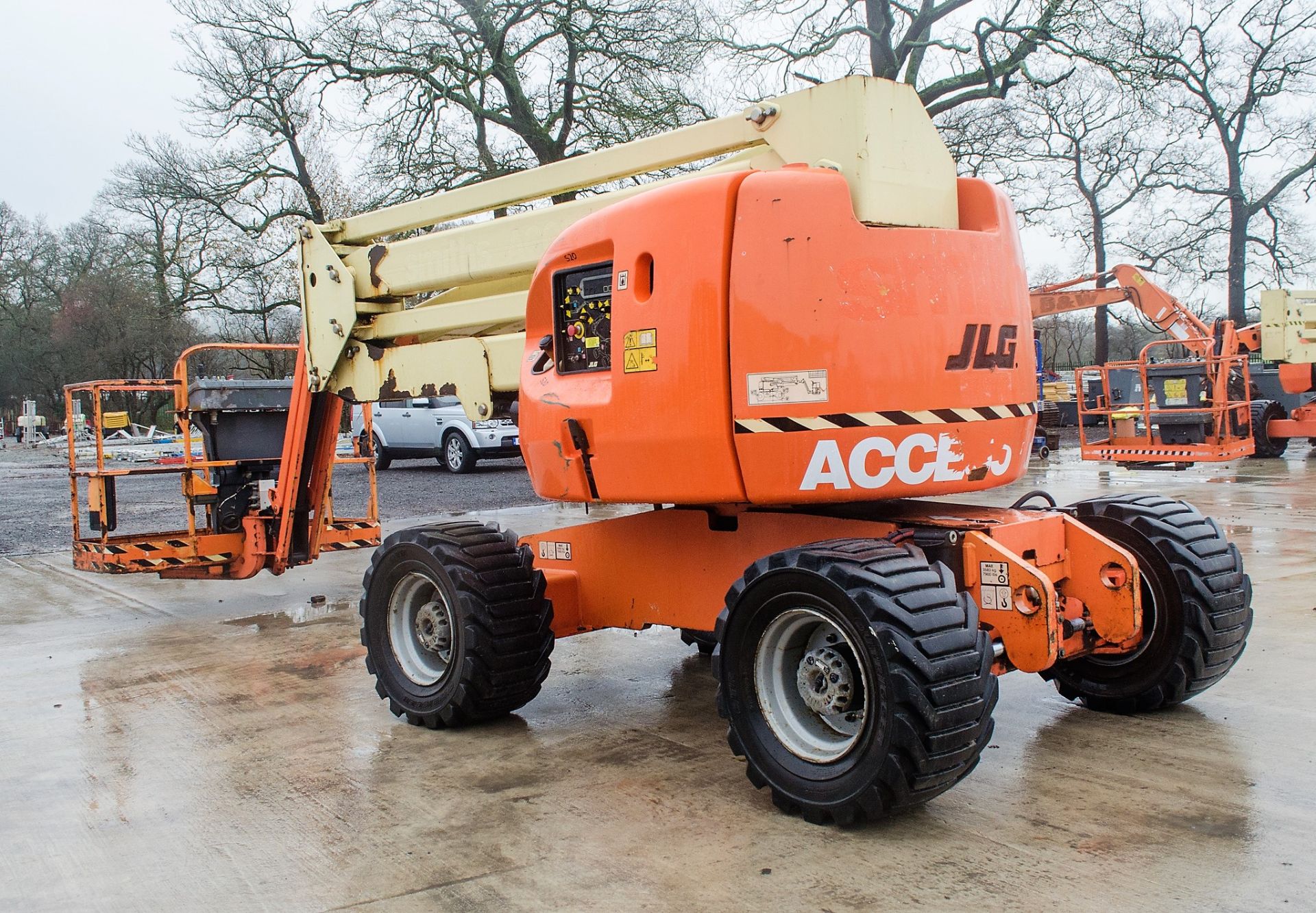 JLG 450AJ Series II 45 foot diesel driven 4wd boom lift Year: 2007 S/N: 130005069 Recorded hours: - Image 4 of 15