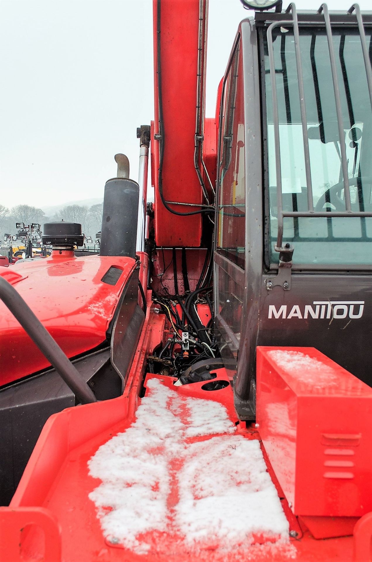 Manitou MLT 845-120 LSU Turbo 8 metre telescopic handler Year: 2012 S/N: 176104425795 Recorded - Image 12 of 21