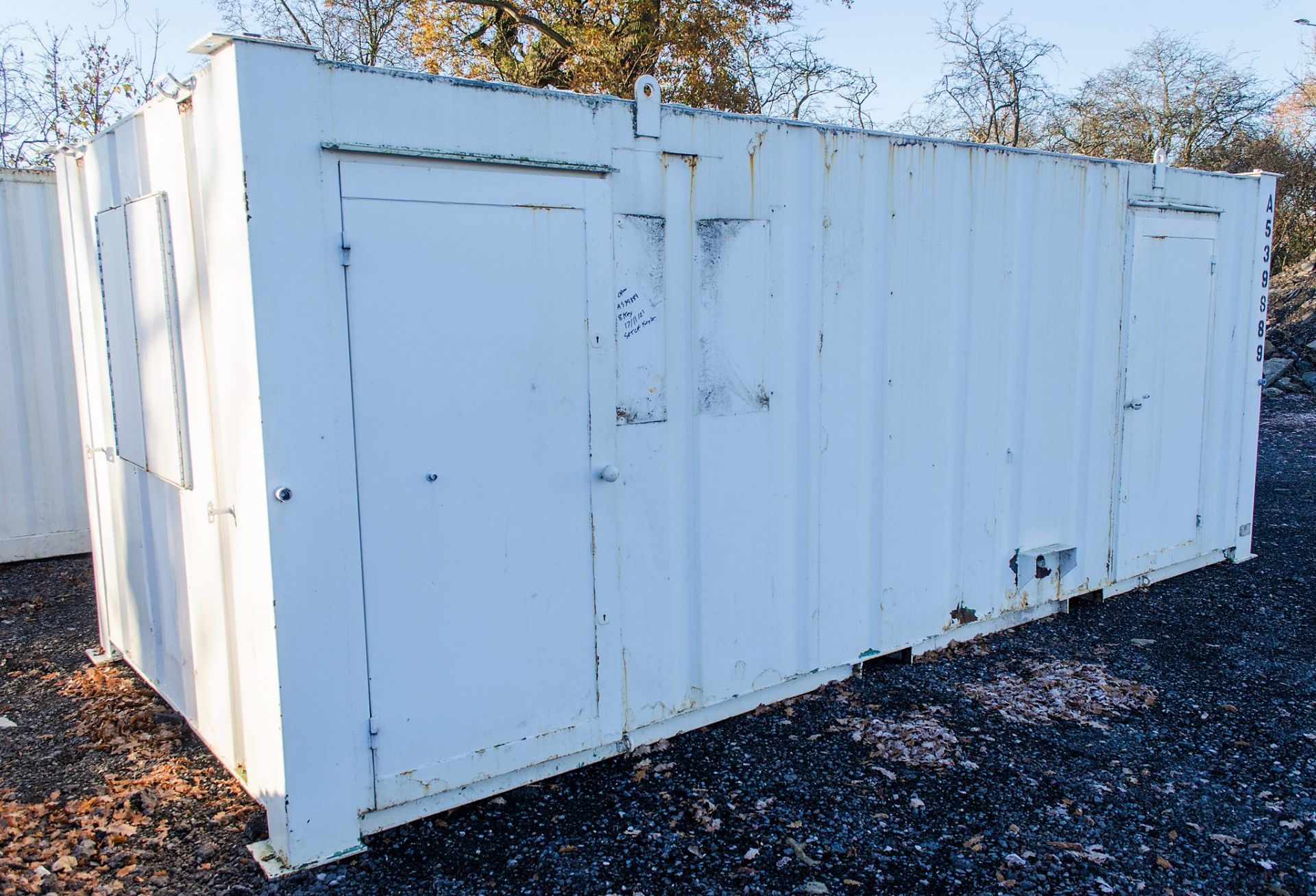 21ft x 9ft steel anti vandal welfare site unit Comprising of: canteen area, toilet & generator