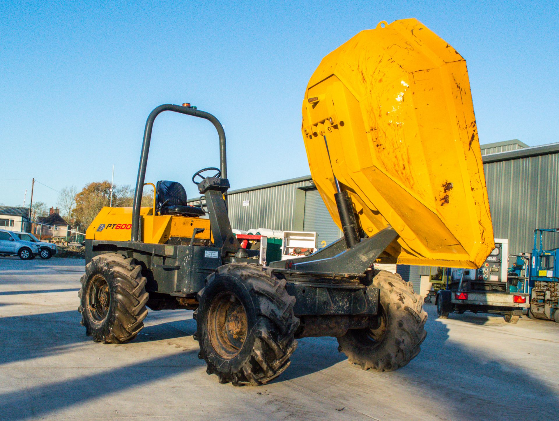 Benford PT600 6 tonne swivel skip dumper Year: 2005 S/N: 506EU464 Recorded Hours: 3770 1705 - Image 9 of 19