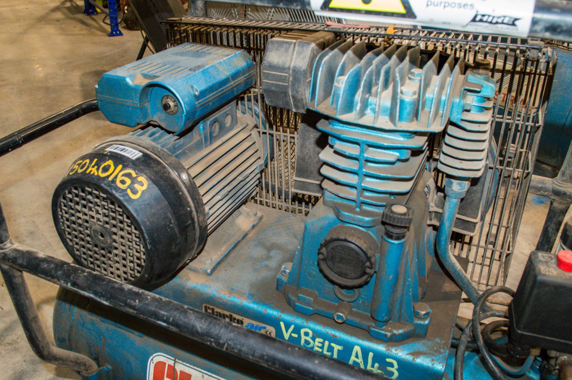 Clarke PEH15050 240v wheeled air compressor 15040163 - Bild 2 aus 2