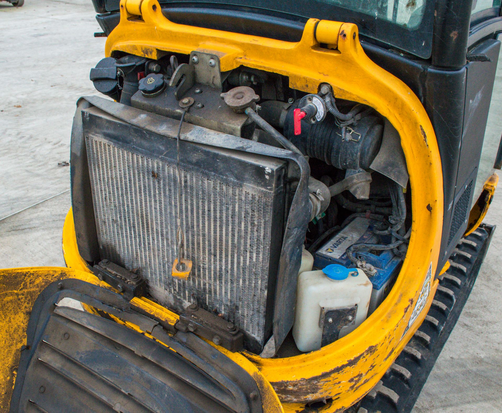 JCB 801.8 CTS 1.8 tonne rubber tracked mini excavator Year: 2011 S/N: 2051643 Recorded hours: 2505 - Image 16 of 23