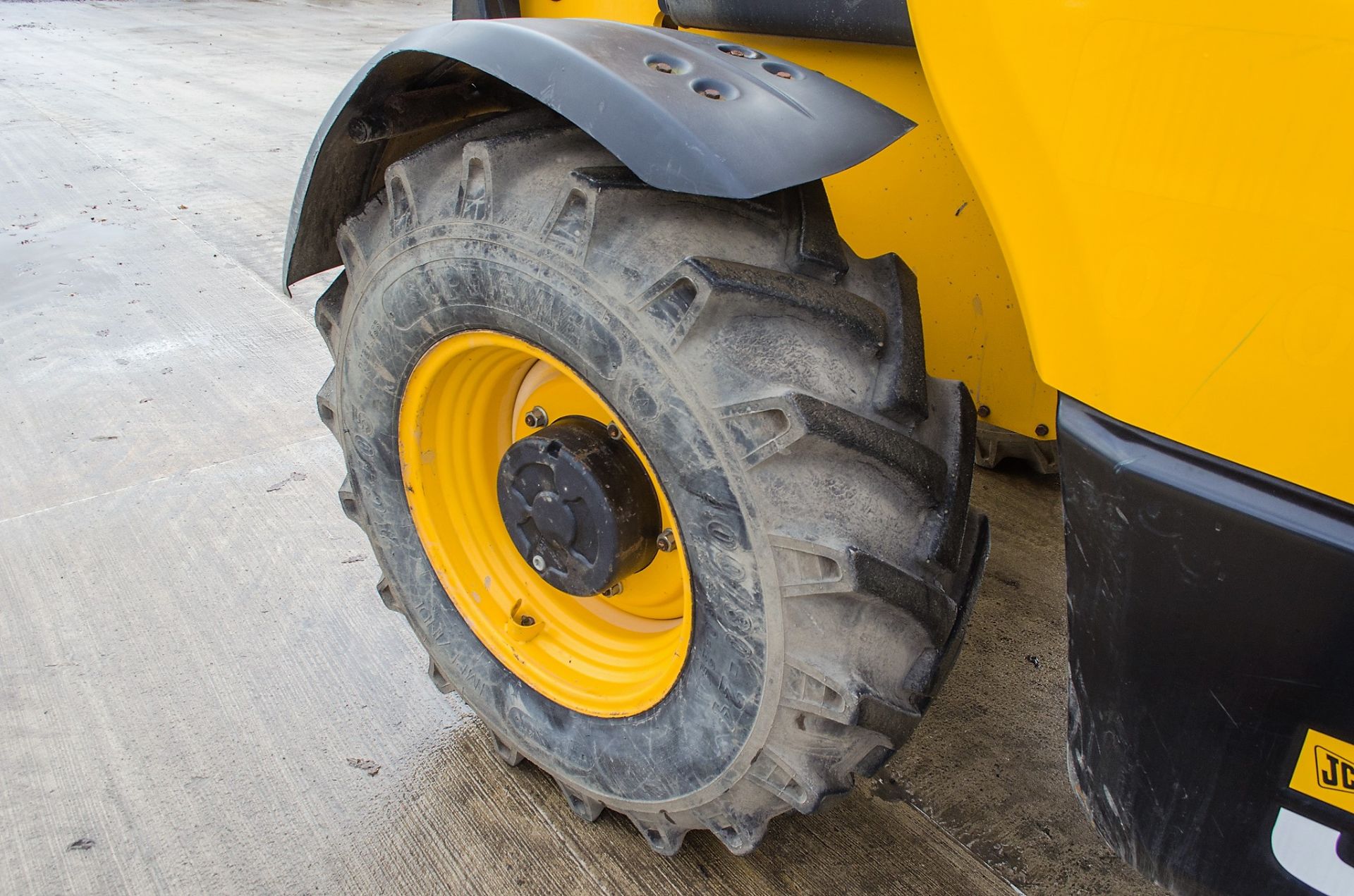 JCB 535-95 9.5 metre telescopic handler Year: 2013 S/N: 2176978 Recorded Hours: 4641 c/w joystick - Image 15 of 23