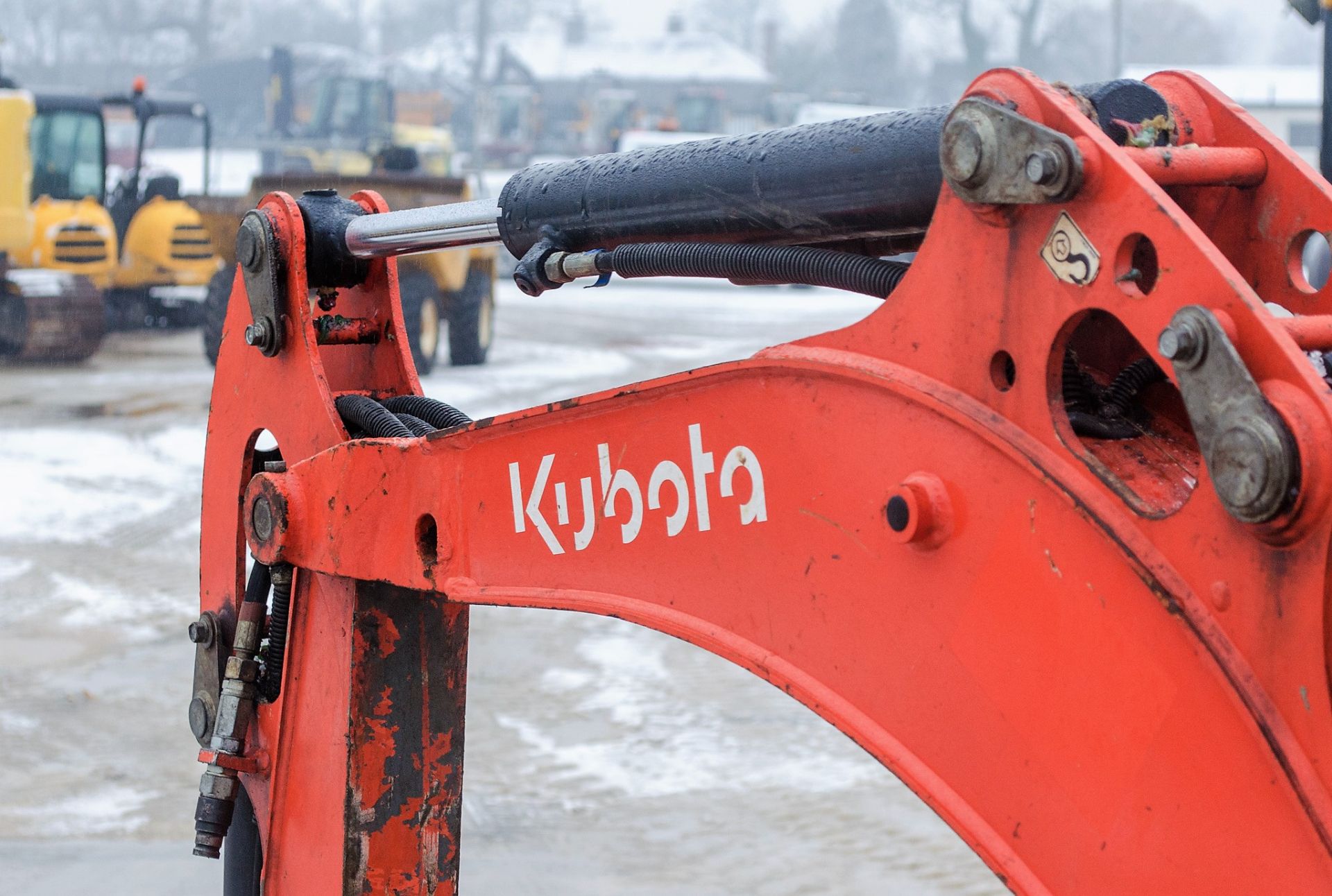 Kubota KX15-4 1.5 tonne rubber tracked mini excavator Year: 2015 S/N: 58748 Recorded Hours: 2210 - Image 12 of 20