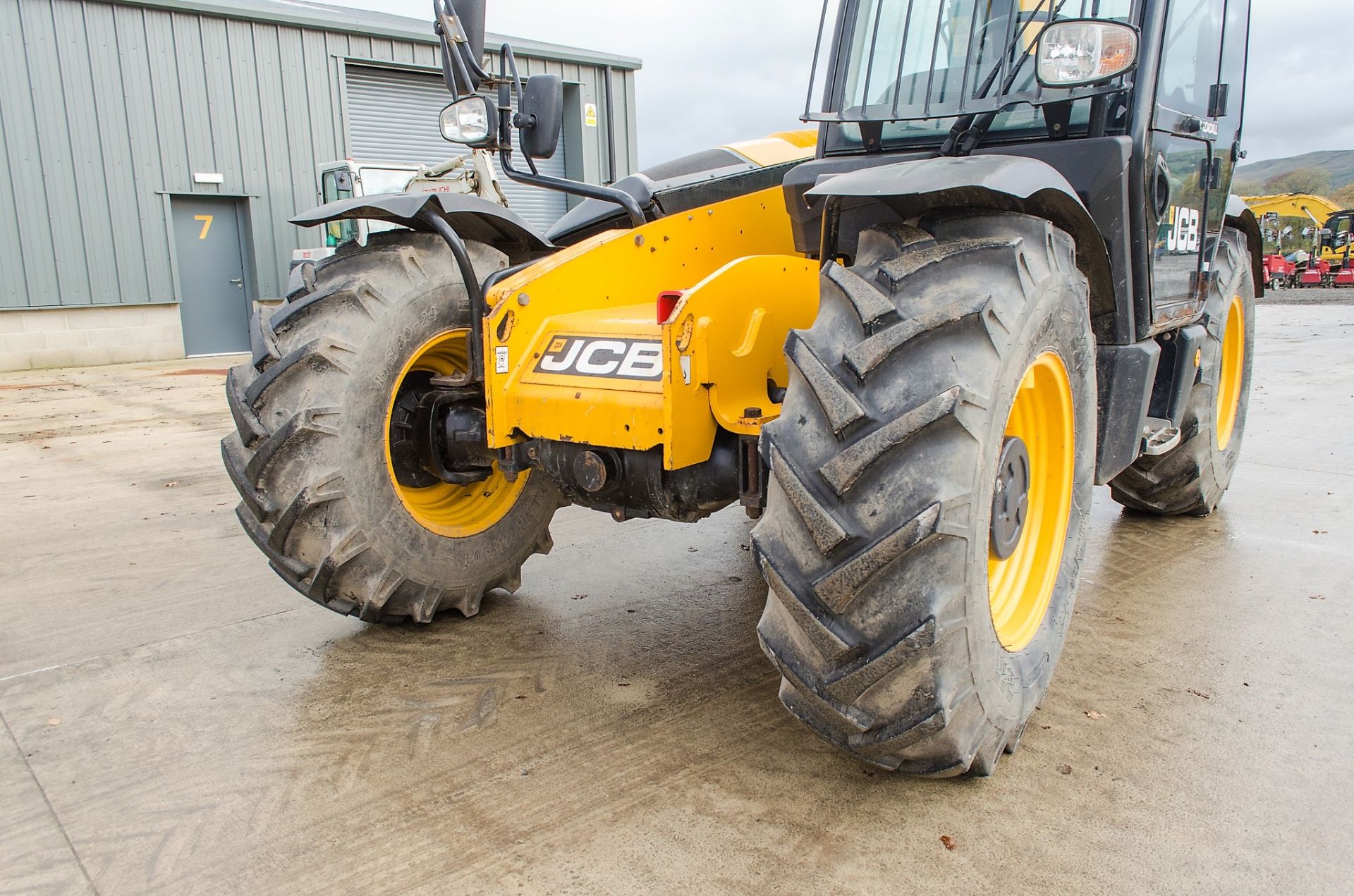 JCB 535-95 9.5 metre telescopic handler Year: 2013 S/N: 2176978 Recorded Hours: 4641 c/w joystick - Image 12 of 23