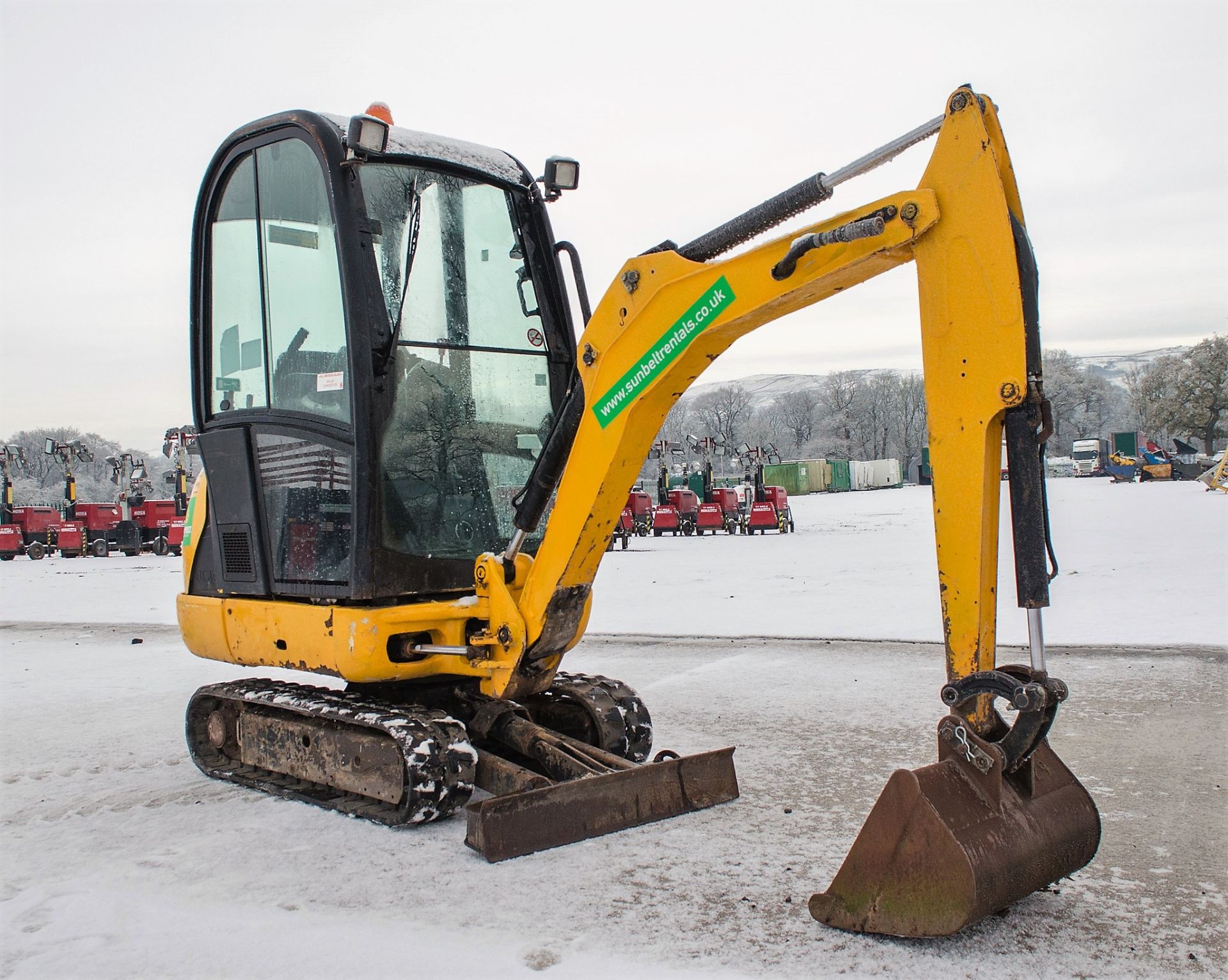 JCB 801.6 1.6 tonne rubber tracked mini excavator Year: 2014 S/N: 2071619 Recorded hours: 2201 - Image 2 of 20