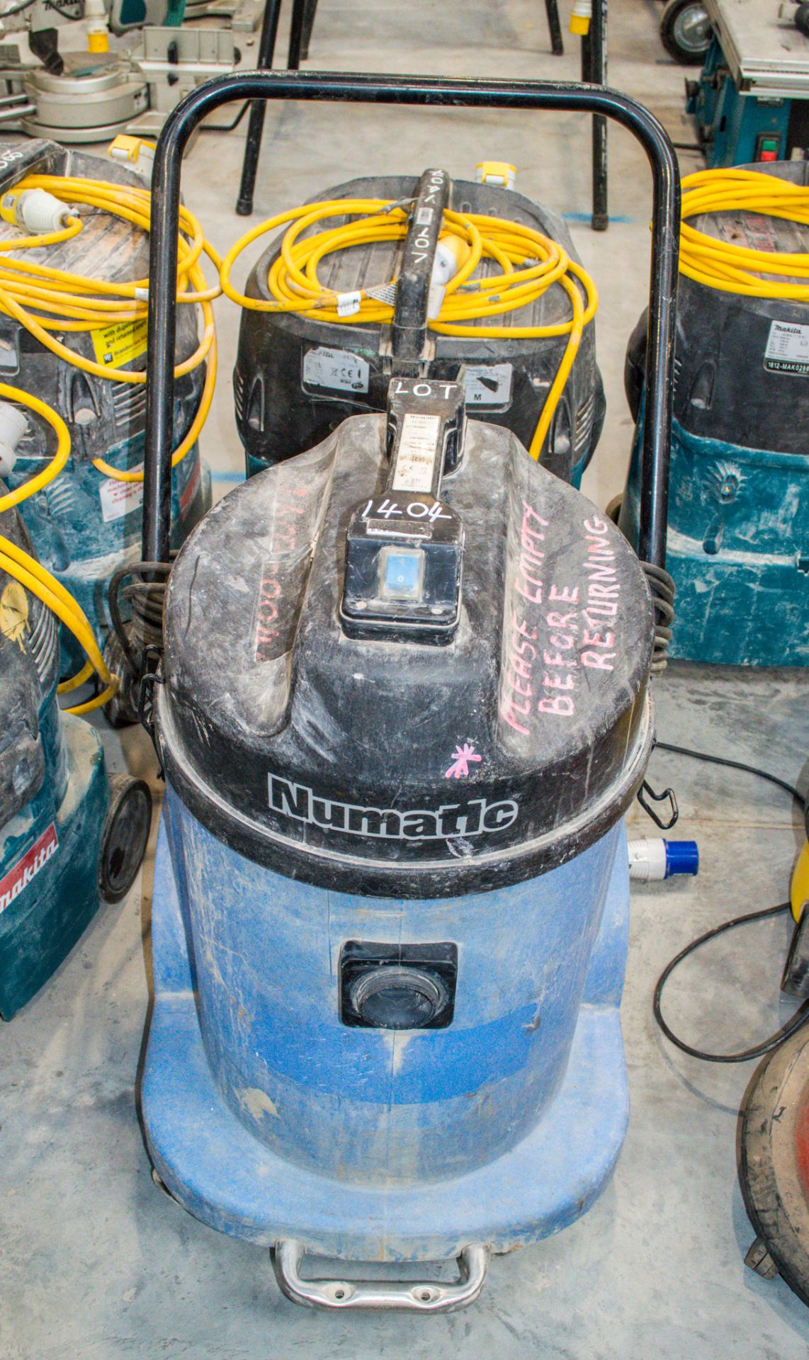 Numatic 110v industrial vacuum cleaner 1402-0044