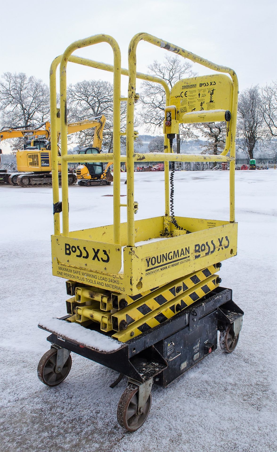 Youngman Boss X3 battery electric push along scissor lift Year: 2015 S20 395 - Image 4 of 6