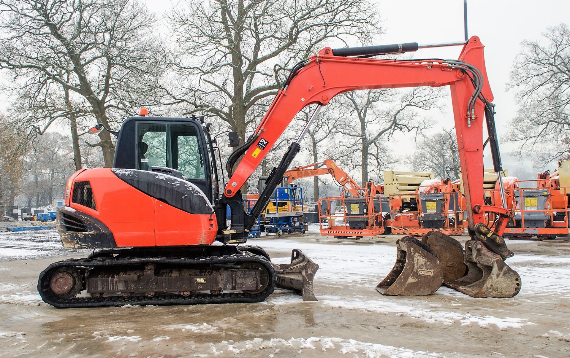 Kubota KX080-4 8 tonne rubber tracked excavator Year: 2014 S/N: 32342 Recorded Hours: 6806 blade, - Image 8 of 22