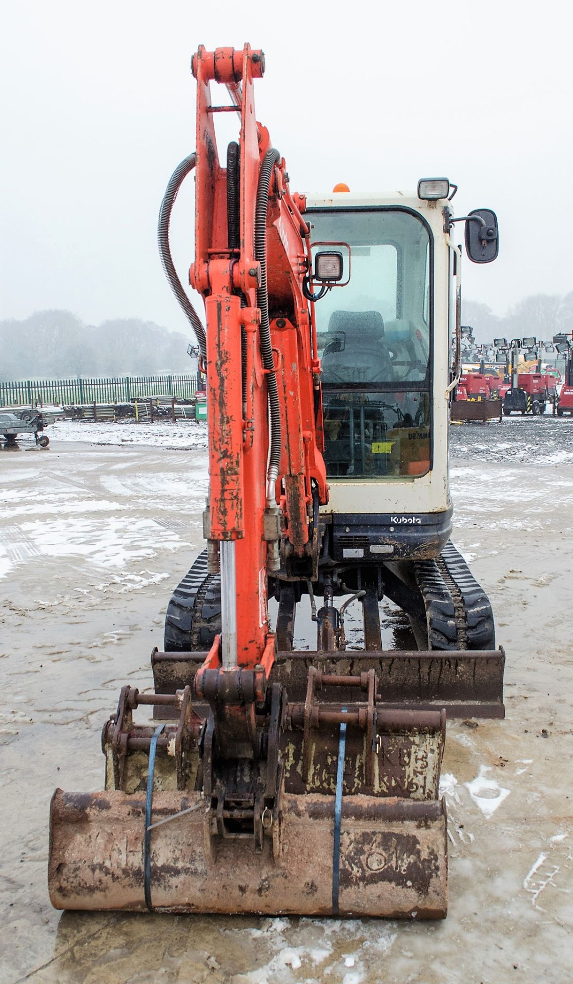 Kubota U25-3 2.5 tonne rubber tracked mini excavator Year: 2011 S/N: 24150 Recorded Hours: 4290 - Image 5 of 21