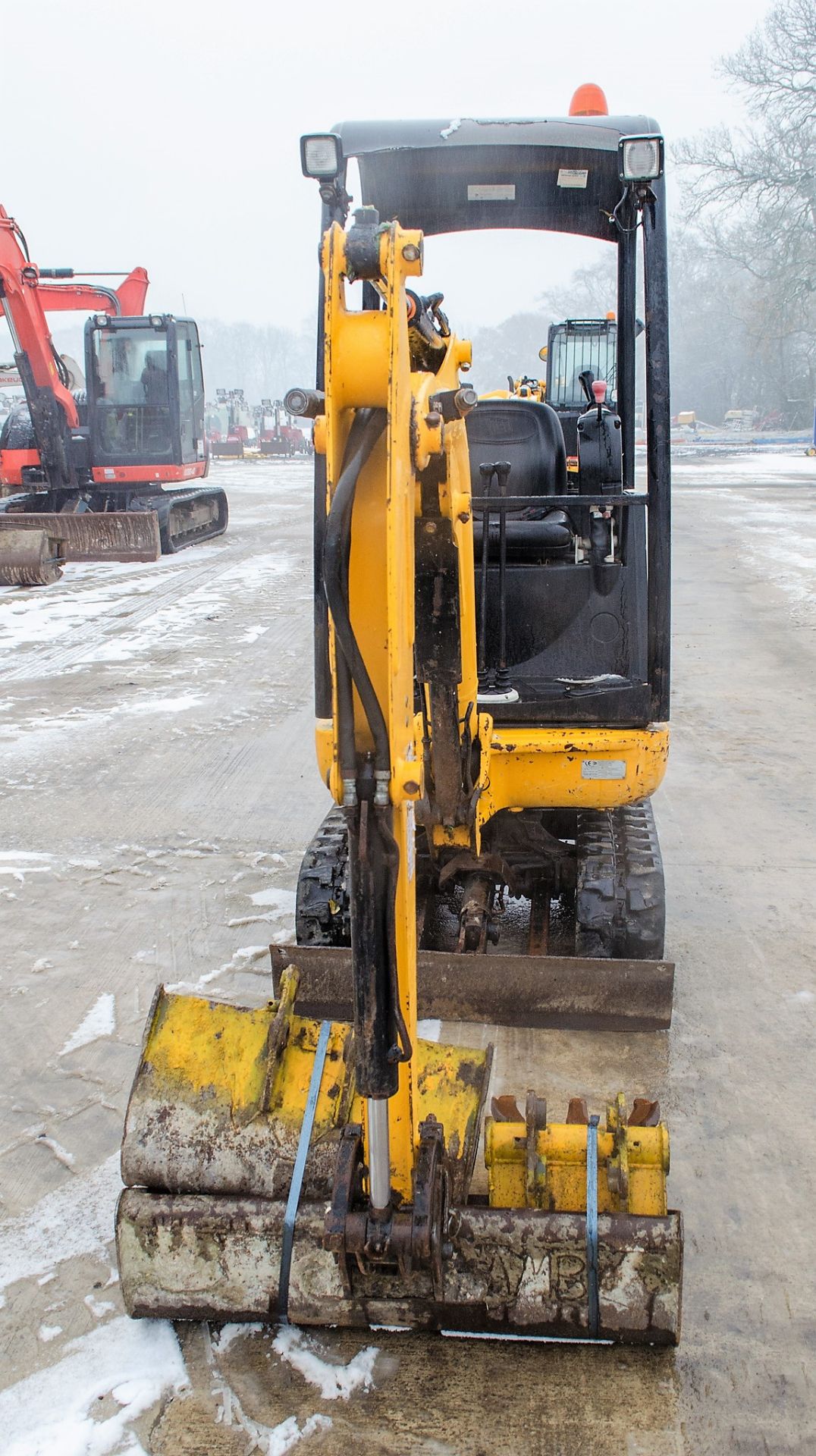 JCB 8014 1.5 tonne rubber tracked mini excavator Year: 2012 S/N: 1627370 Recorded Hours: Not - Image 5 of 20