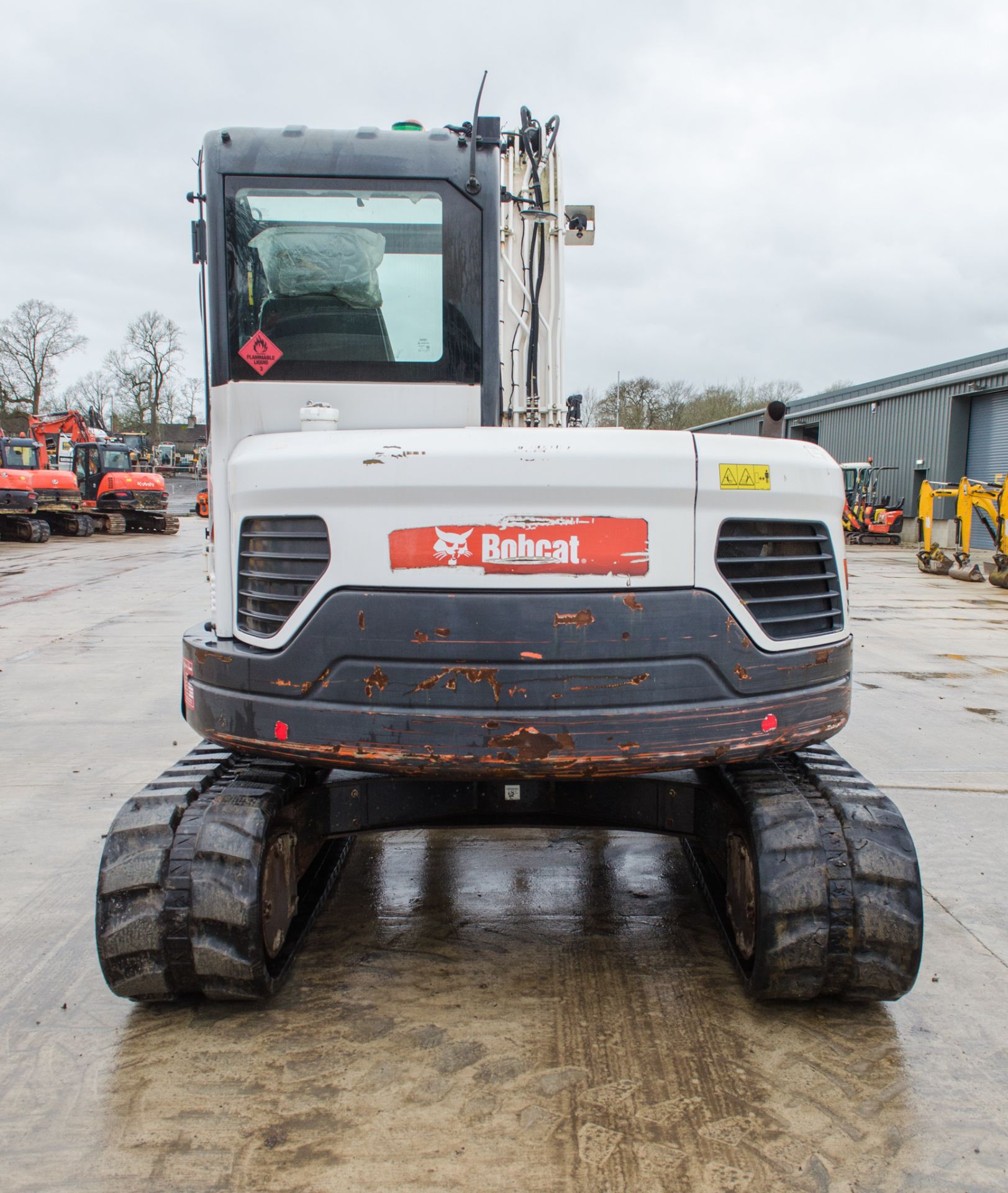 Bobcat E85 8.5 tonne rubber tracked midi excavator Year: 2014 S/N: 11964 Recorded Hours: 3612 blade, - Image 6 of 22