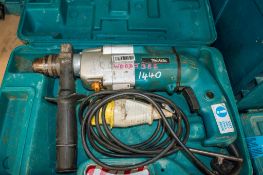 Makita 110v HP2032 rotary hammer drill c/w carry case WOODJ382