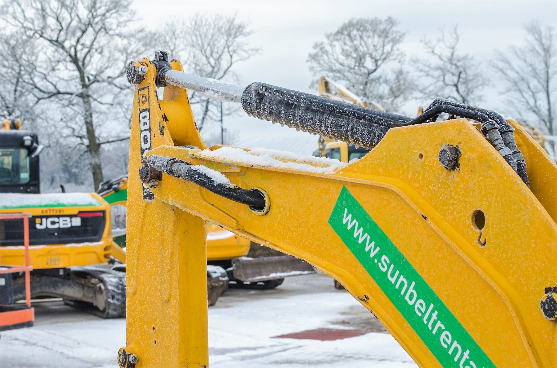 JCB 801.6 1.6 tonne rubber tracked mini excavator Year: 2014 S/N: 2071619 Recorded hours: 2201 - Image 12 of 20